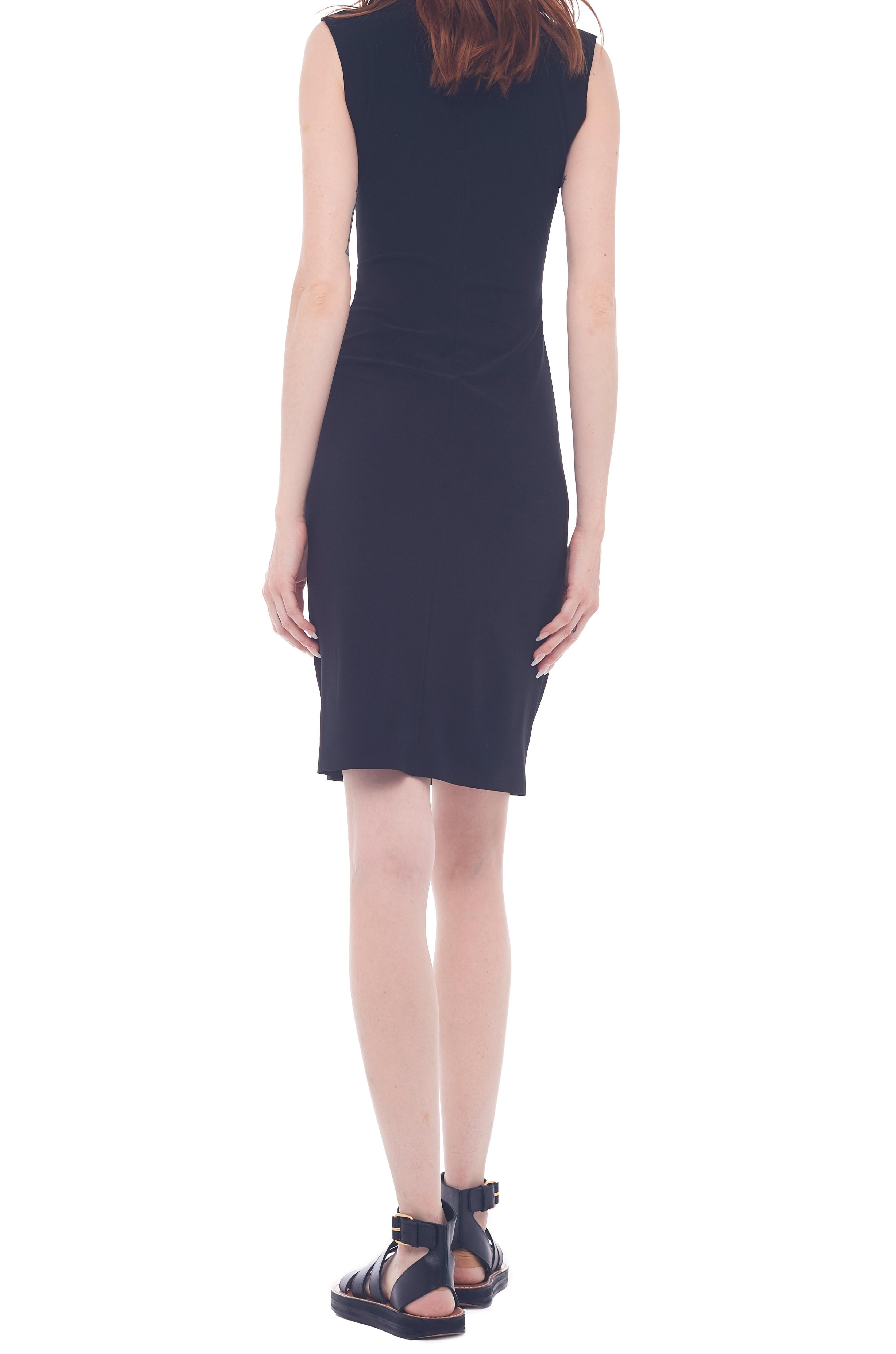 SLIM FIT TURTLE DRESS