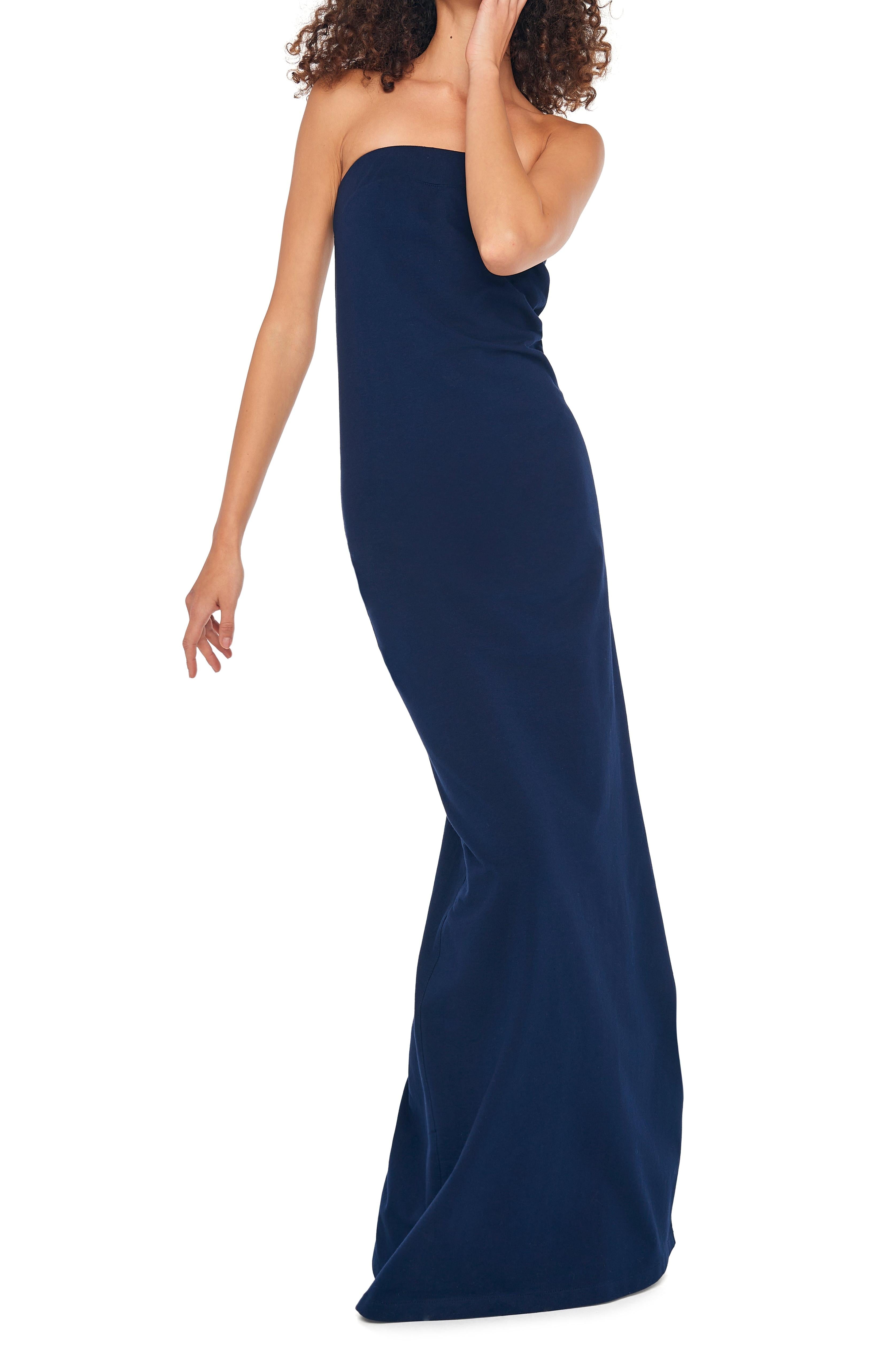 STRAPLESS SIDE SLIT GOWN