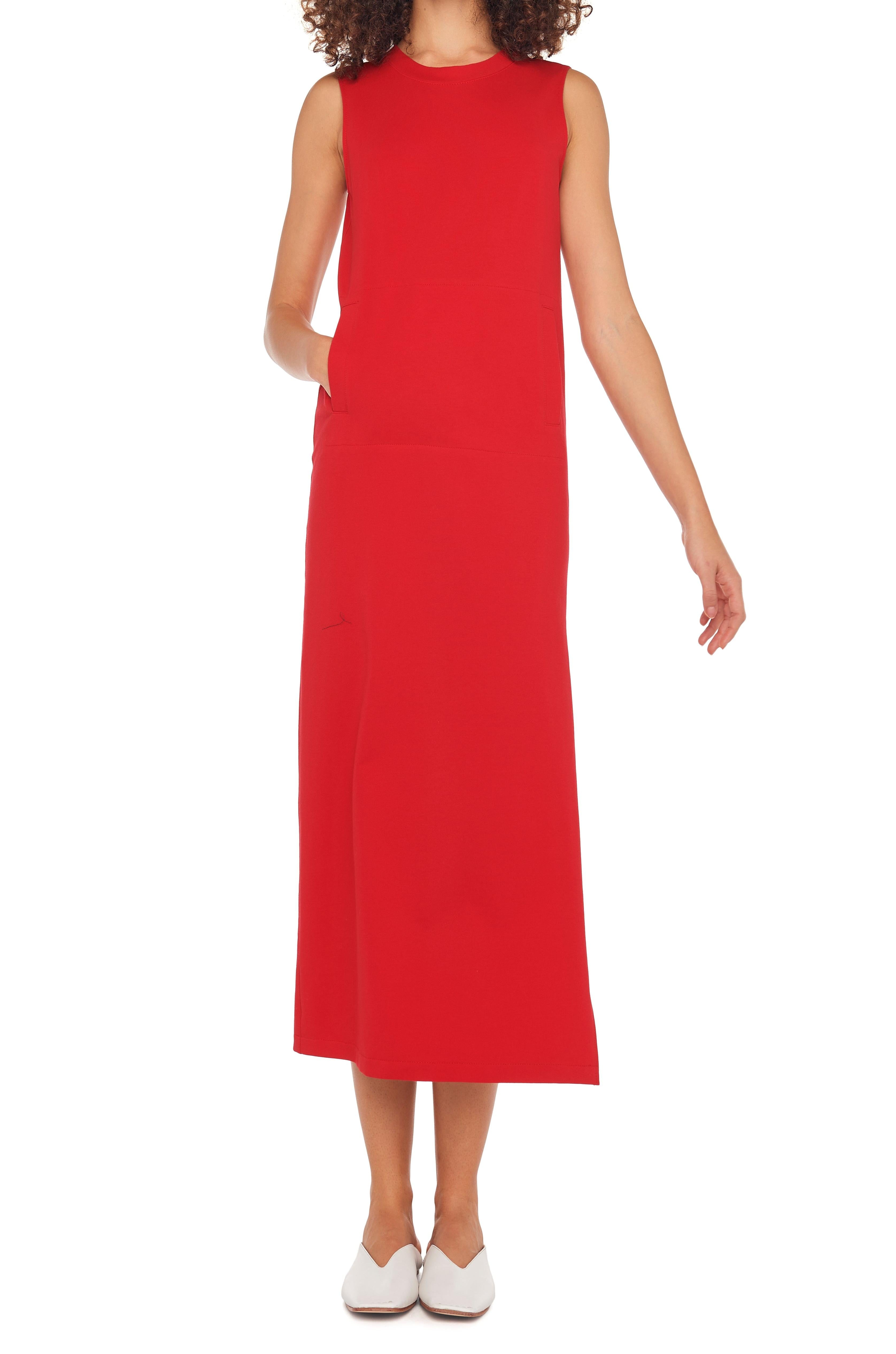 SLEEVELESS SIDE SLIT GOWN