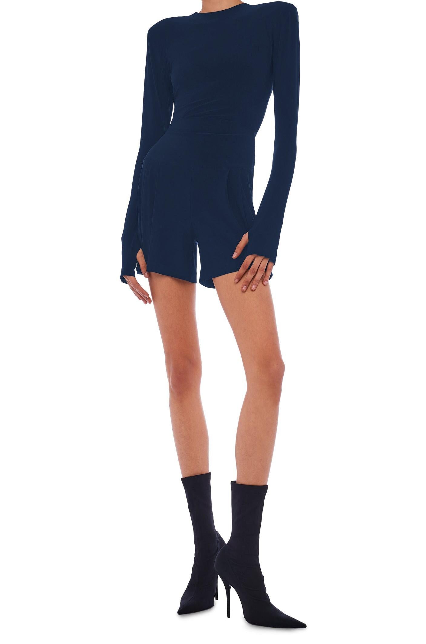 SHOULDER PAD CREW TOP