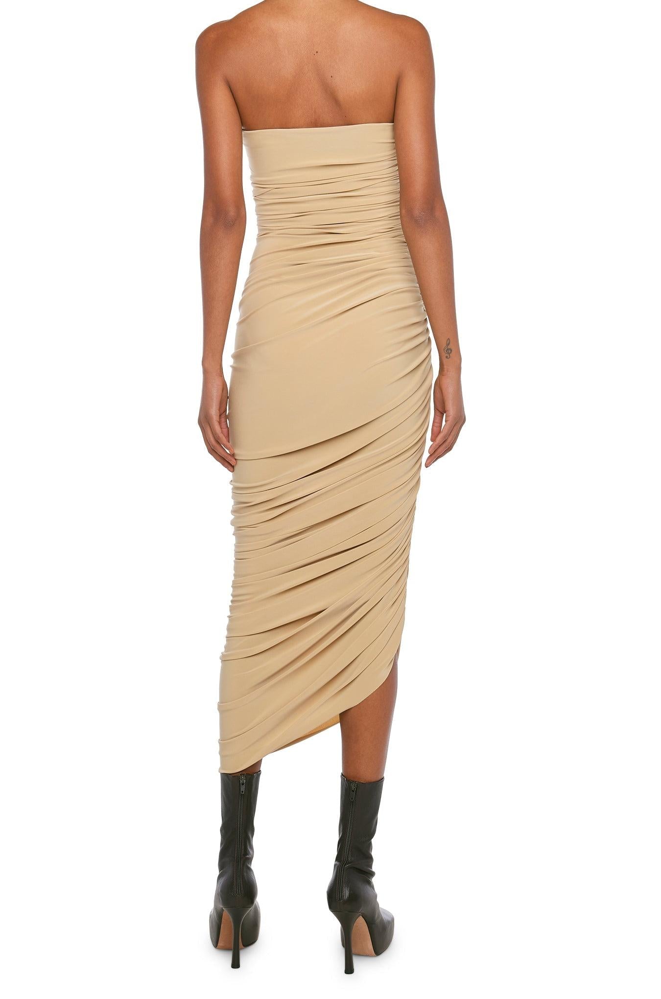 STRAPLESS DIANA GOWN