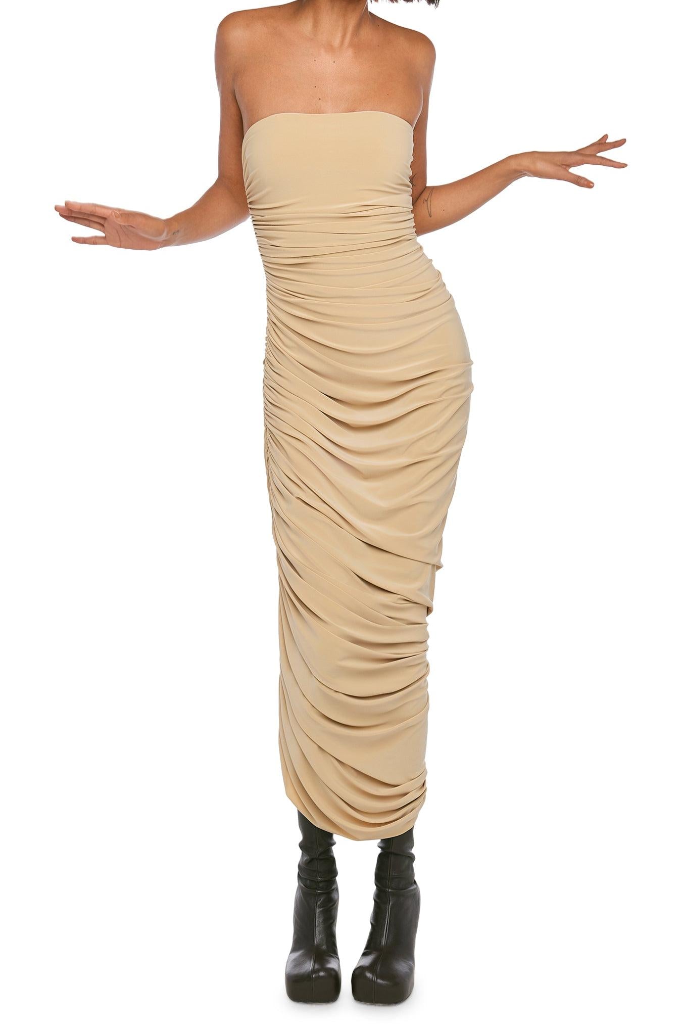 STRAPLESS DIANA GOWN