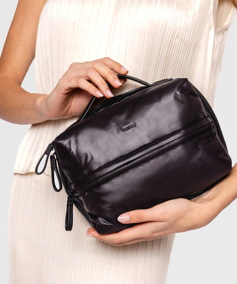 Travel Kit - Nylon In Black