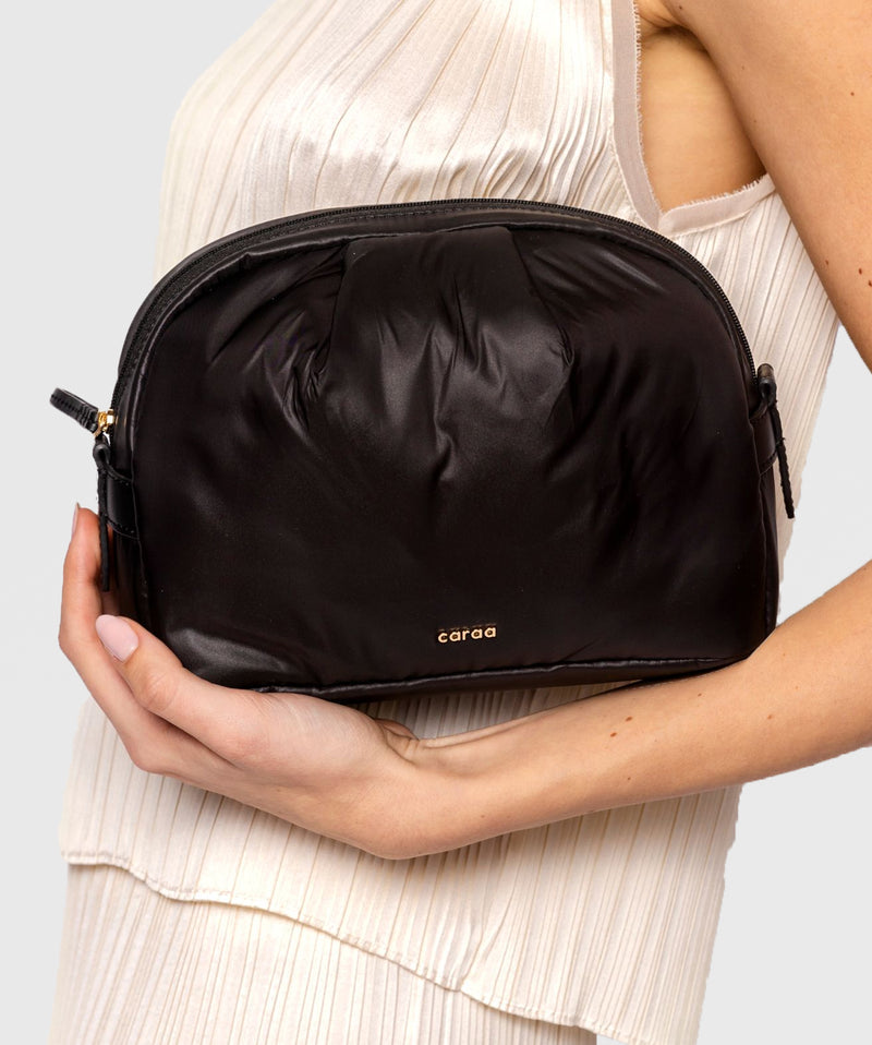 Nimbus Cosmetic Medium in Black
