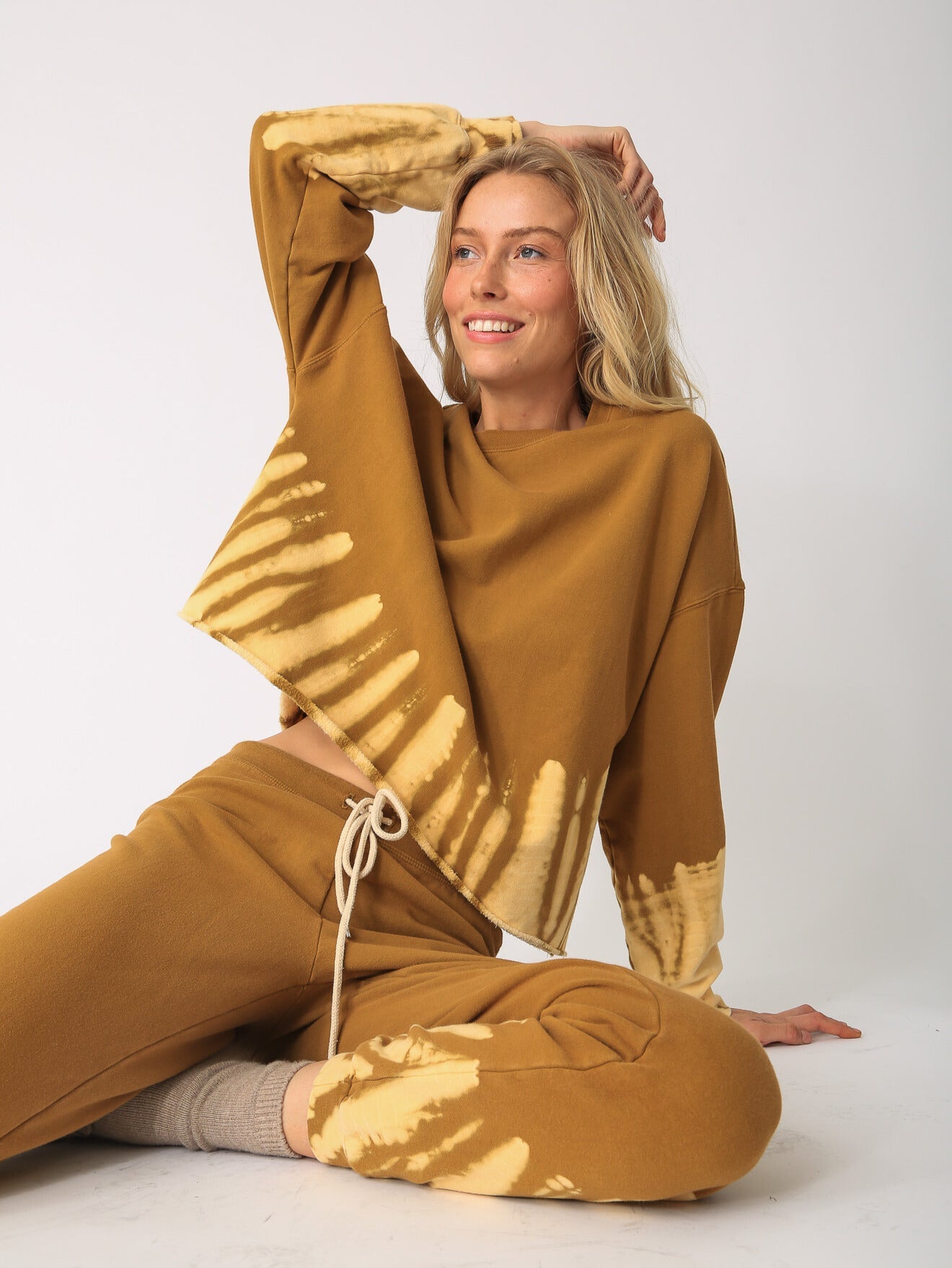 RYLAN SWEATSHIRT | ELECTRIC & ROSE