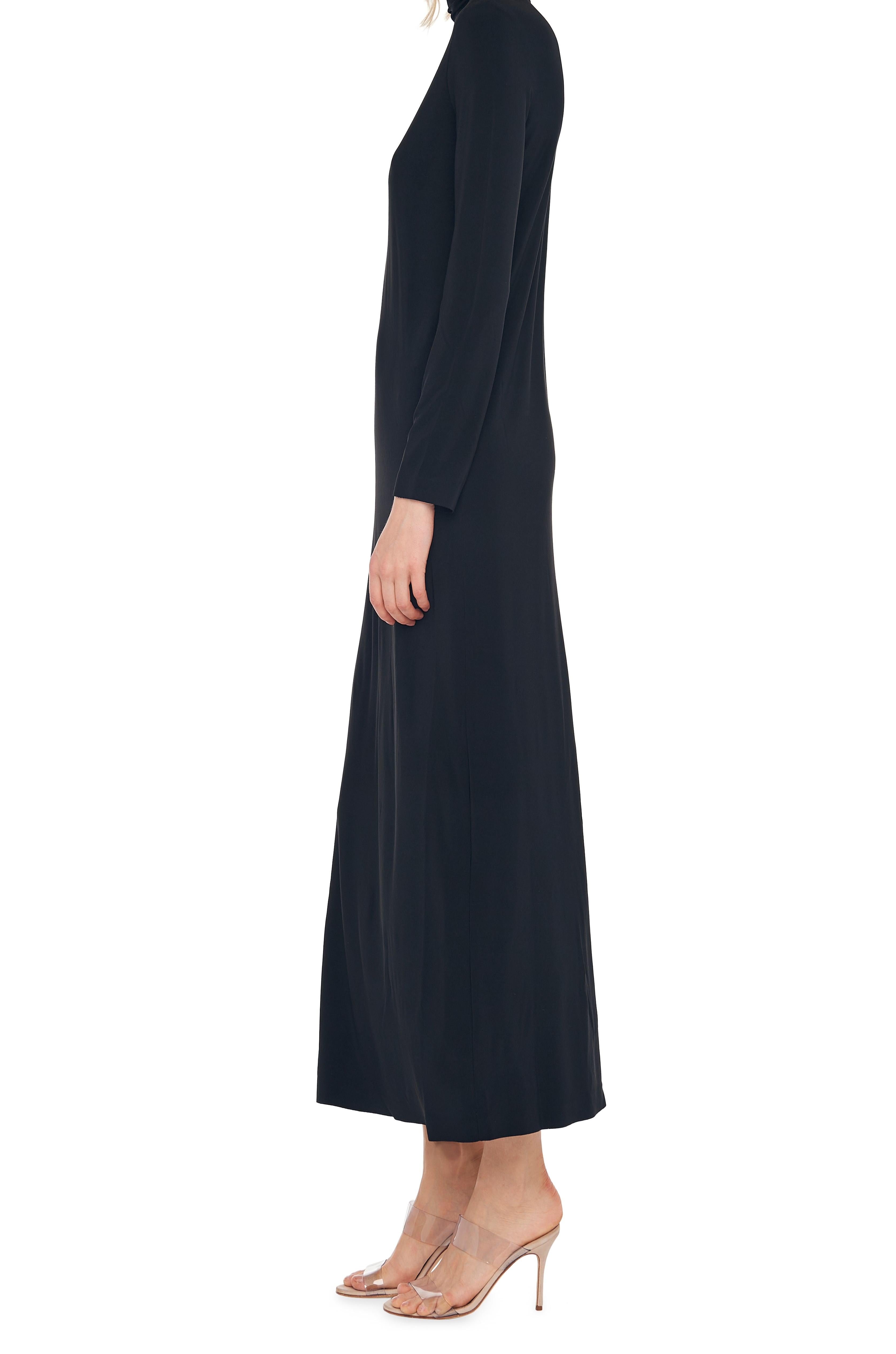 TURTLENECK GOWN