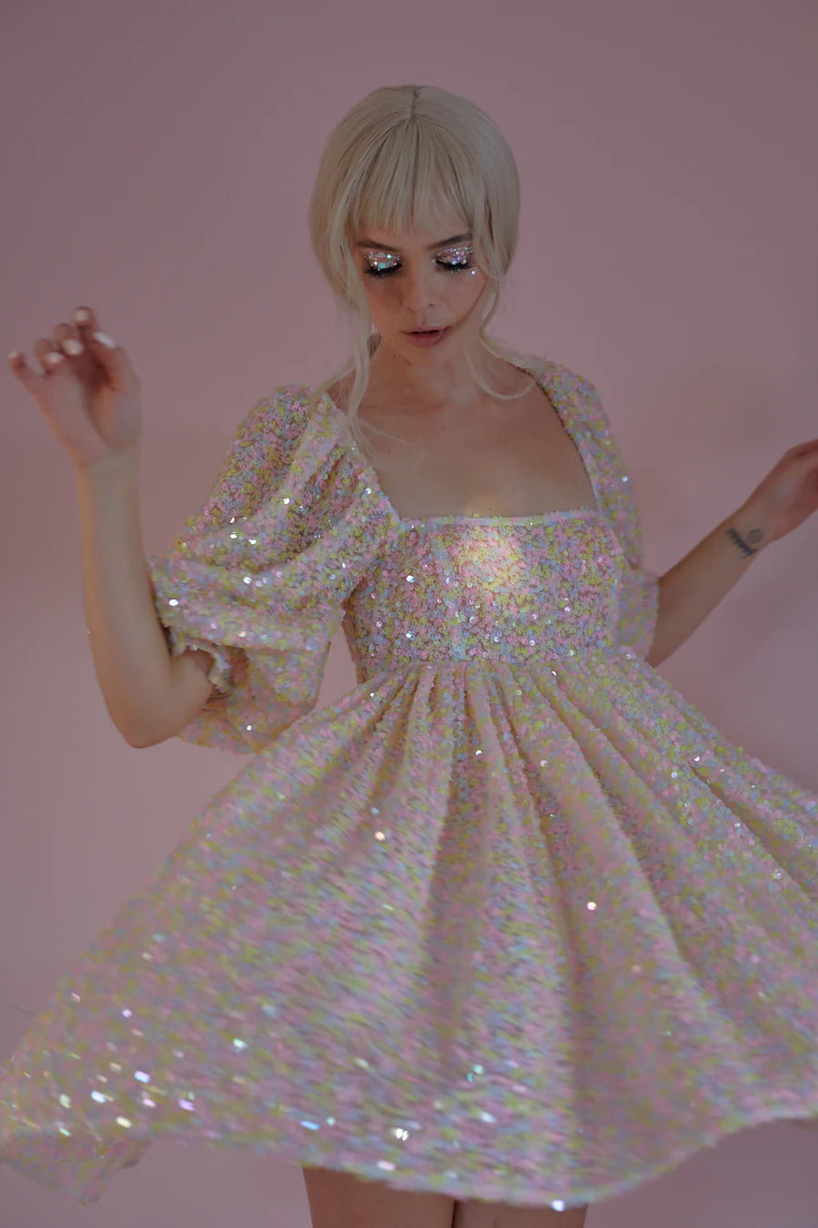 The Rainbow Sequin Puff