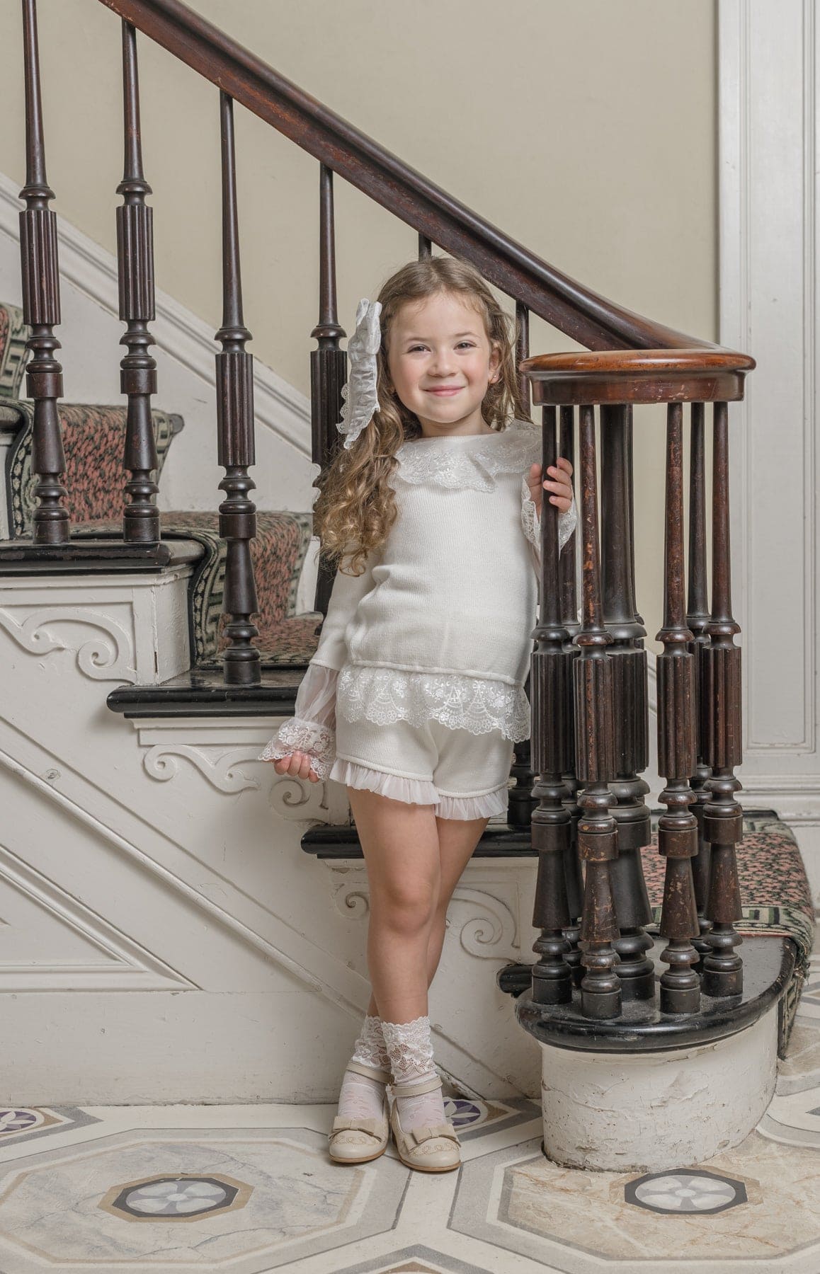 Emma White Cotton and Lace Top and Shorts Set - Petite Maison Kids