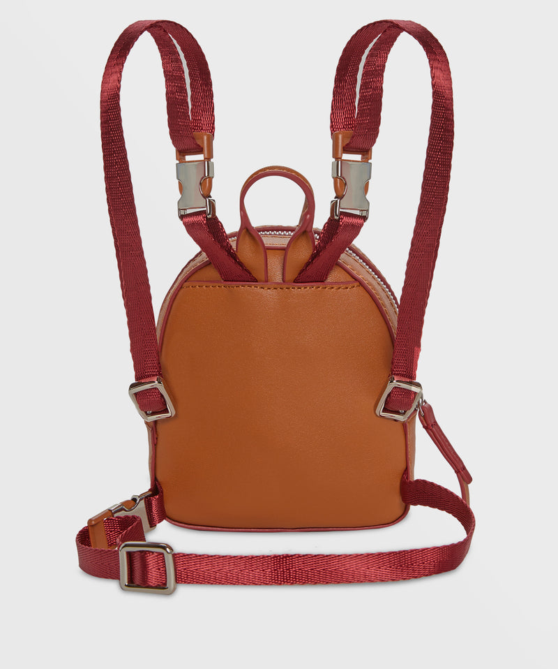 DOG Backpack - THE MILLENIAL in Cognac