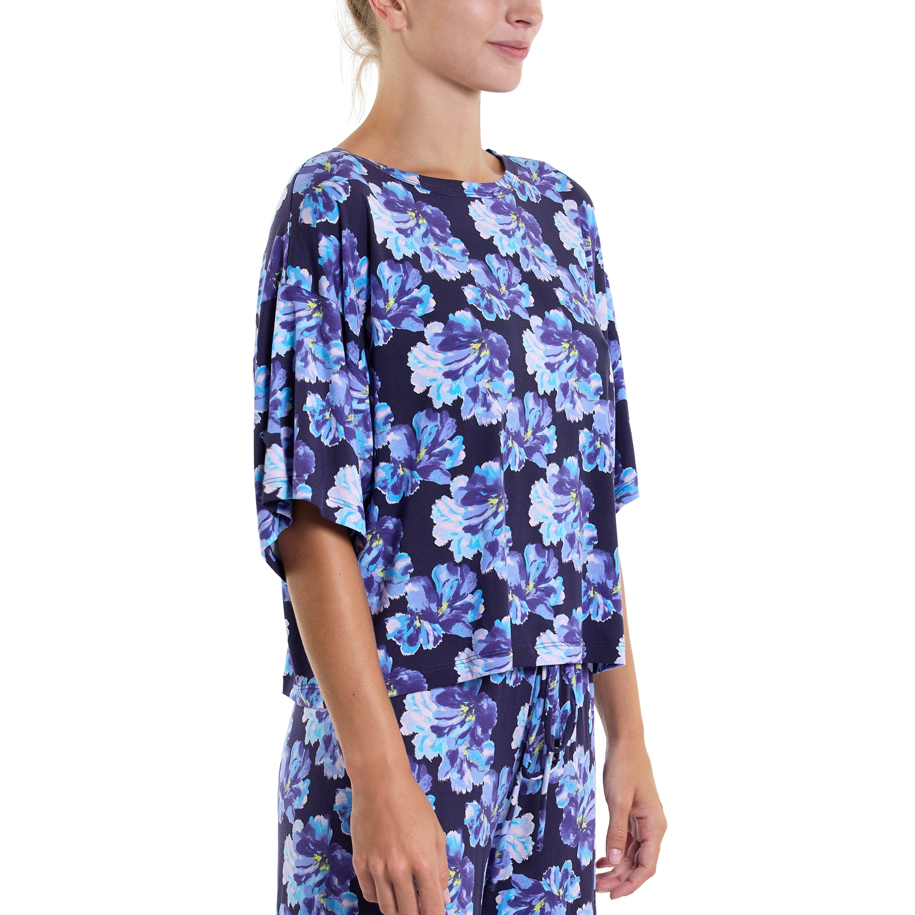 UNWIND OVERSIZED T-SHIRT