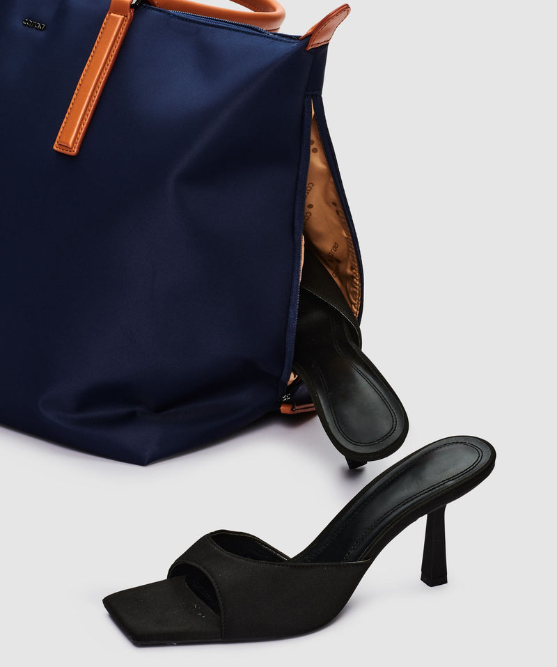 Studio Tote In Navy / Gunmetal Hardware