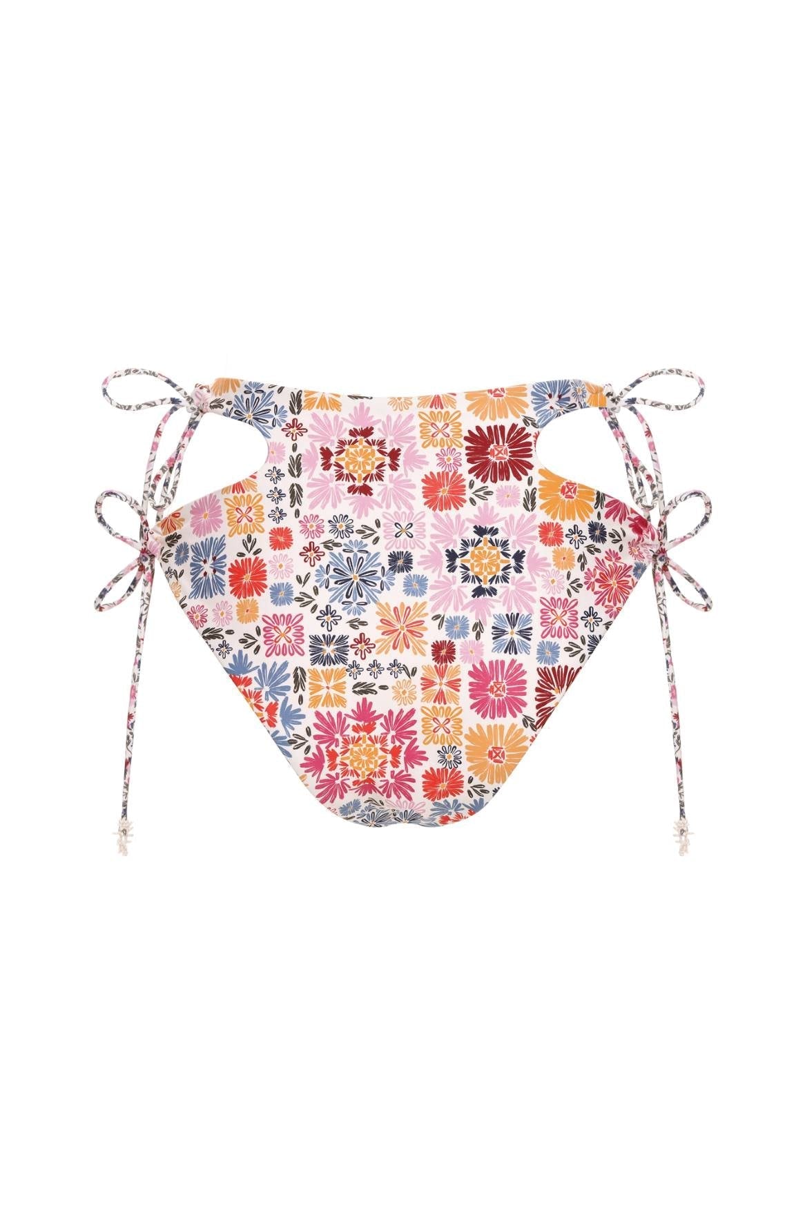 aguja-claus-bikini-bottom-12817-back