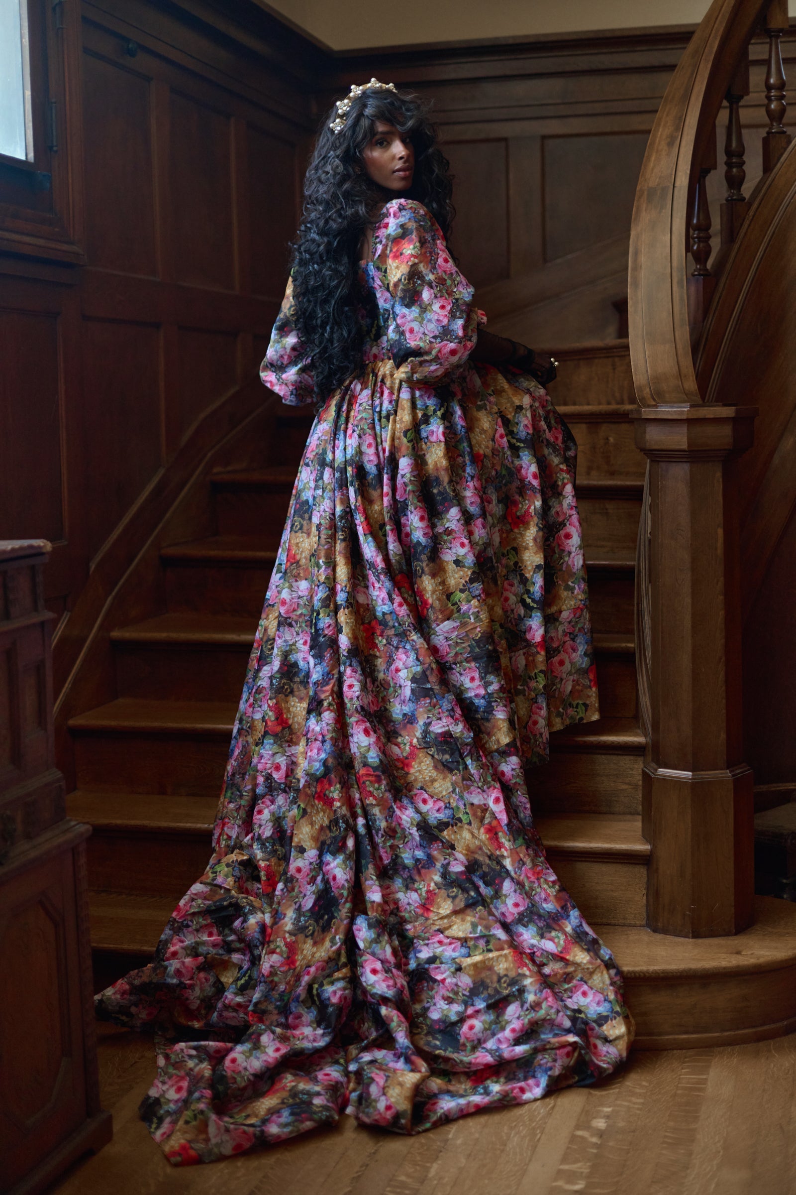 Genevieve Queen Of Angels Gown
