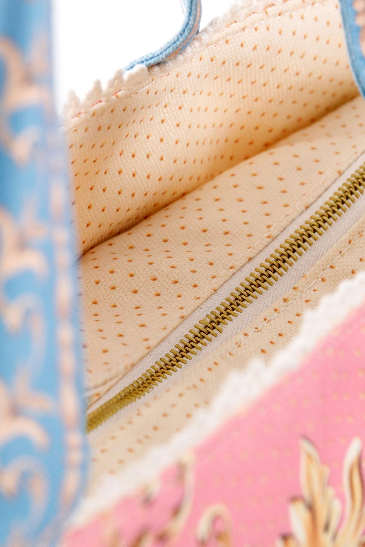 Blush-ace-tote-bag-17035-6