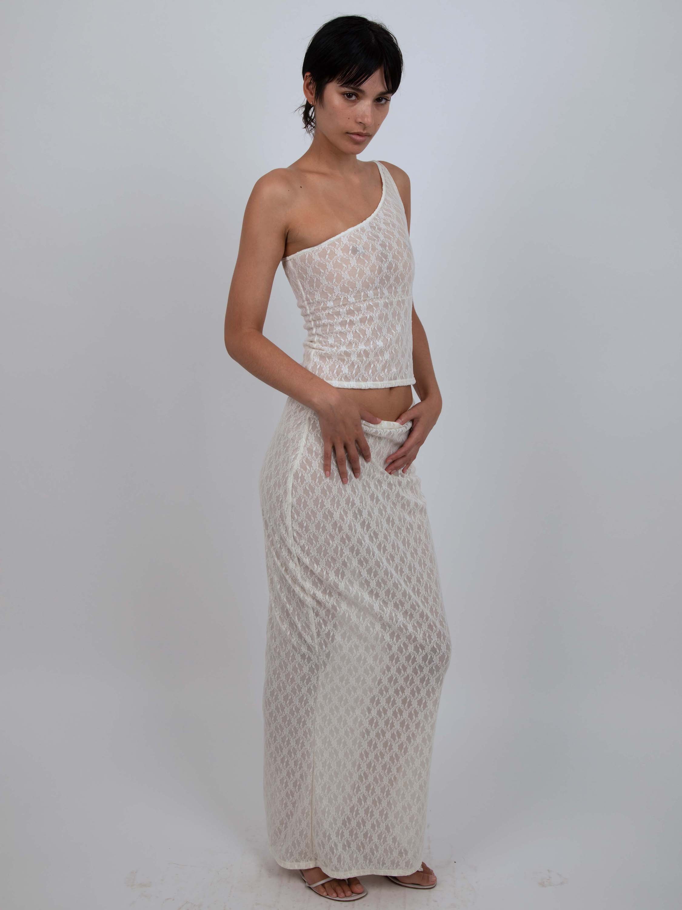 MERMAID SKIRT IN WHITE LACE