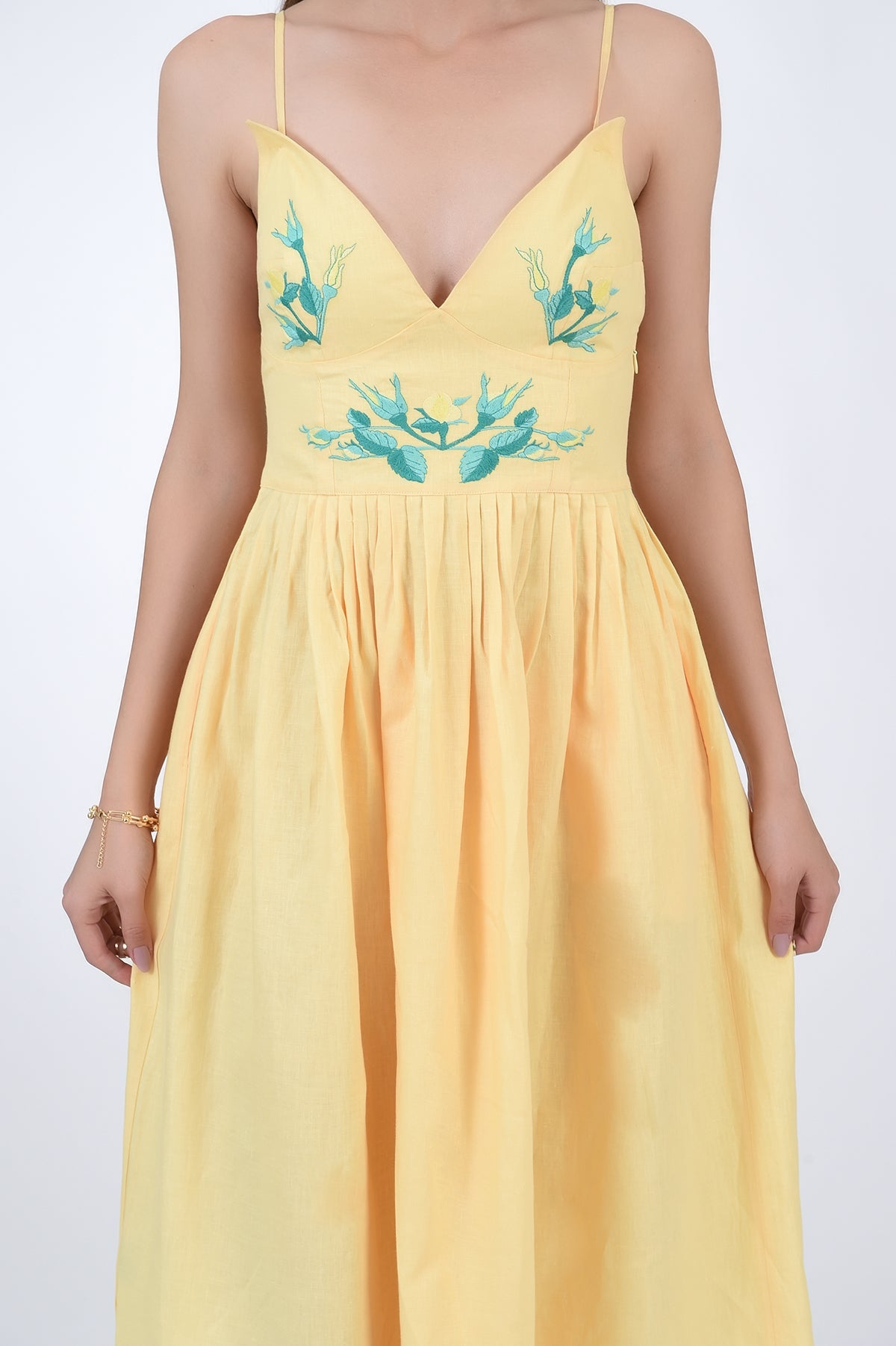 Emilie Manmzel | Golden Haze