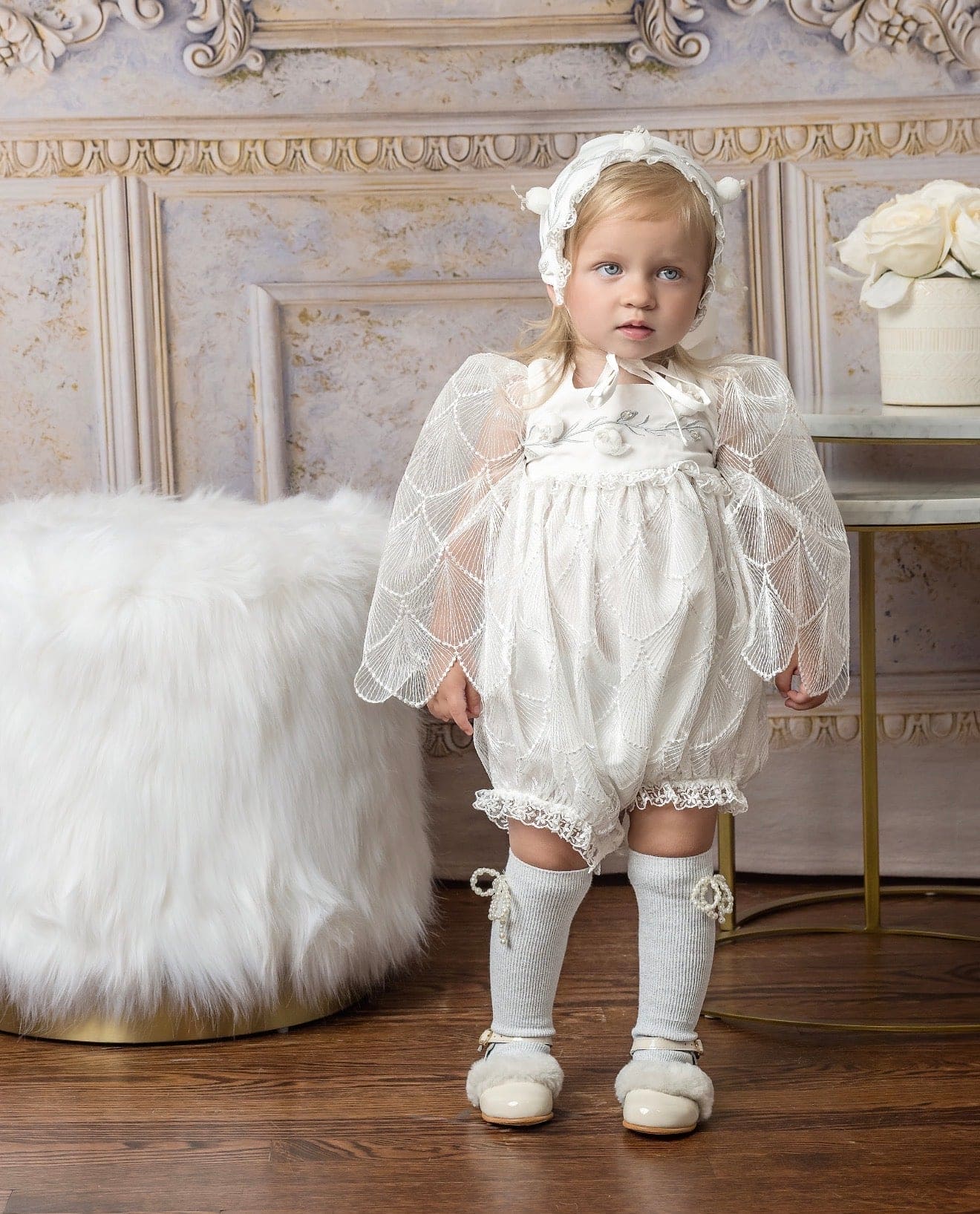 Faith White Scallop Bonnet - Petite Maison Kids