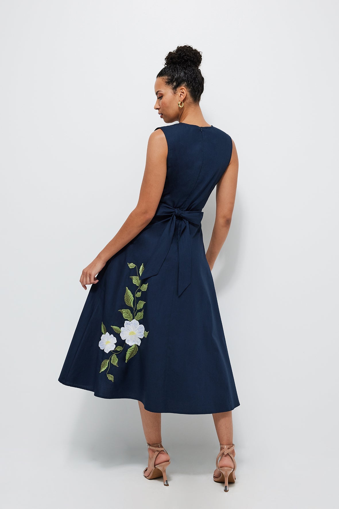 Magnolia | Indigo Blue