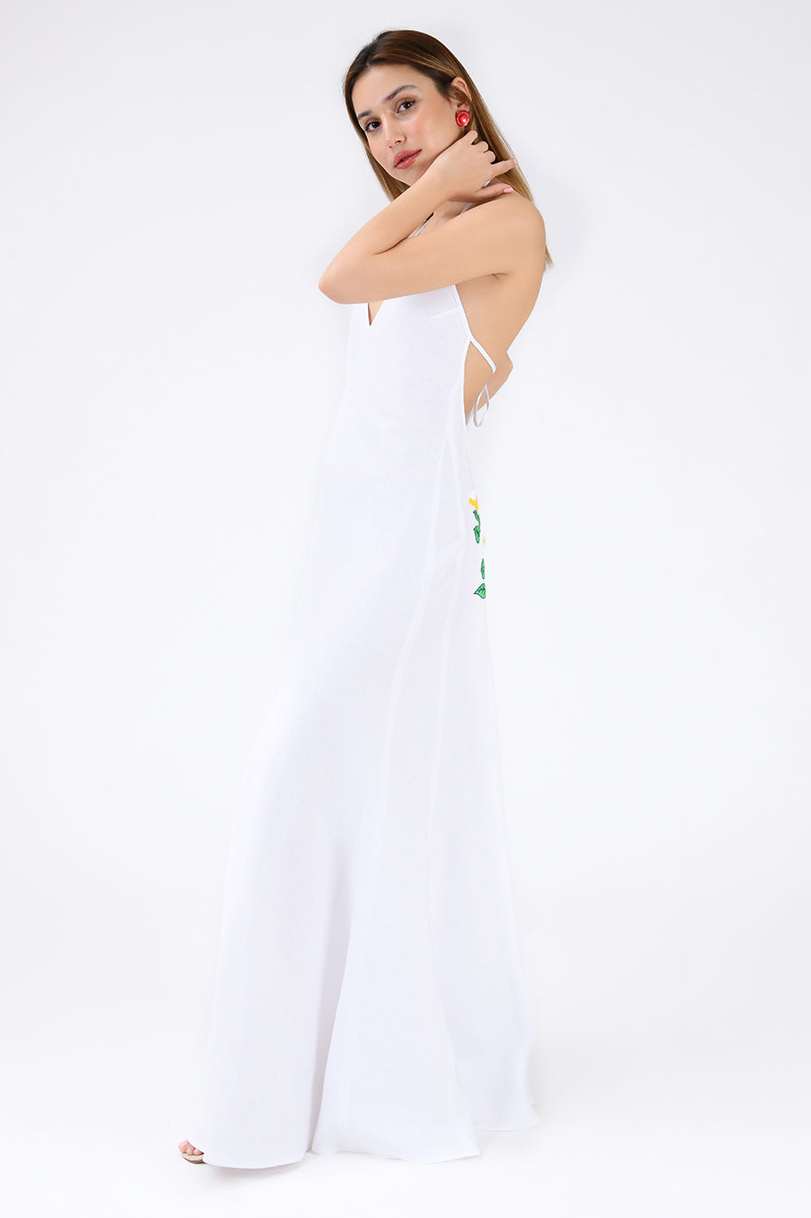 Saff Wanga | White