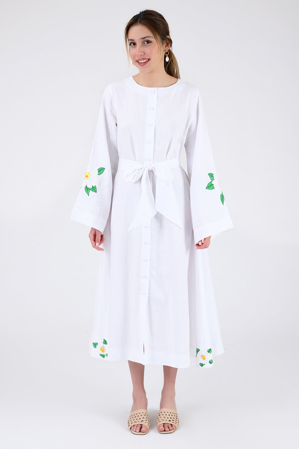 Jama | White