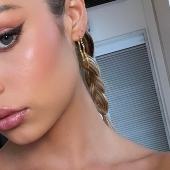 Drip Earrings in Gold