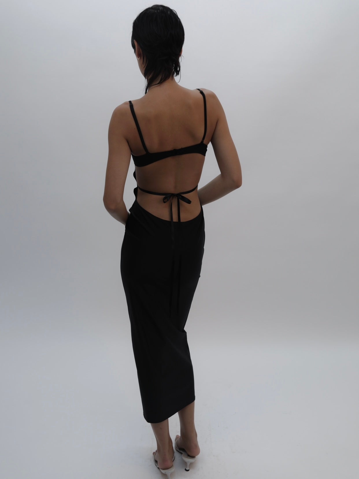 BLACK SWAN DRESS + RECYCLED CARVICO