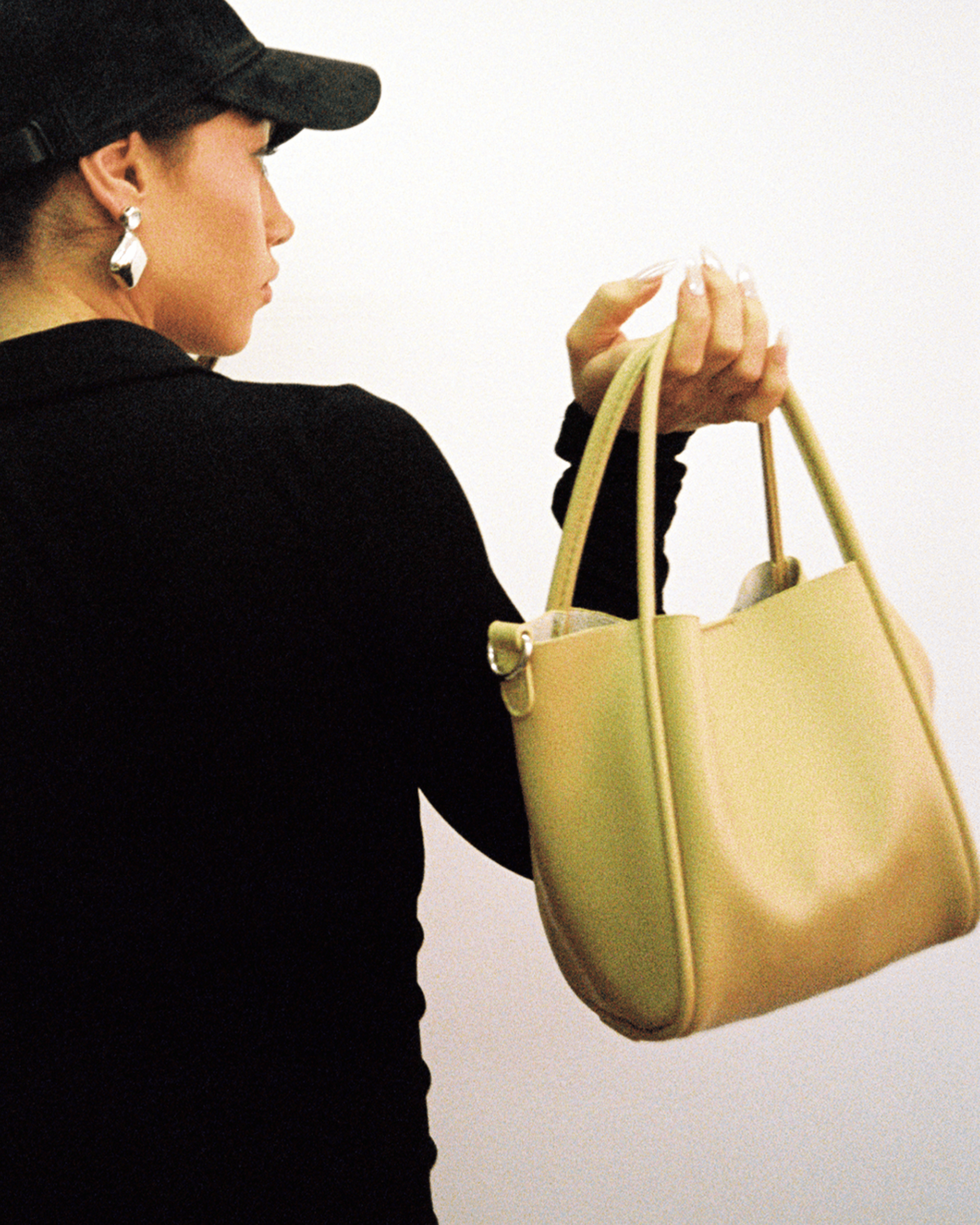 QUINN BAG - 8 Other Reasons