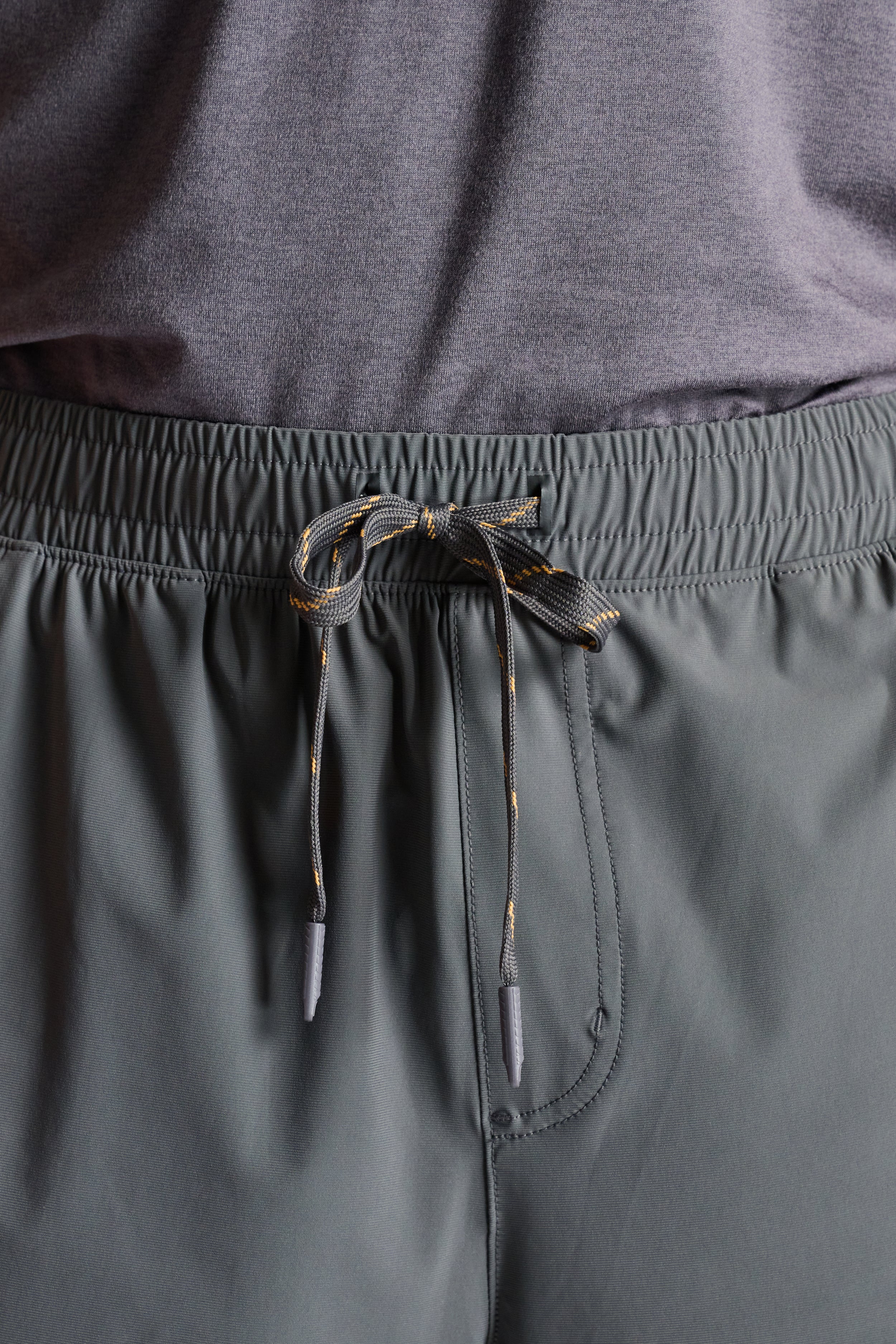 7" Pursuit Short- Unlined | Rhone