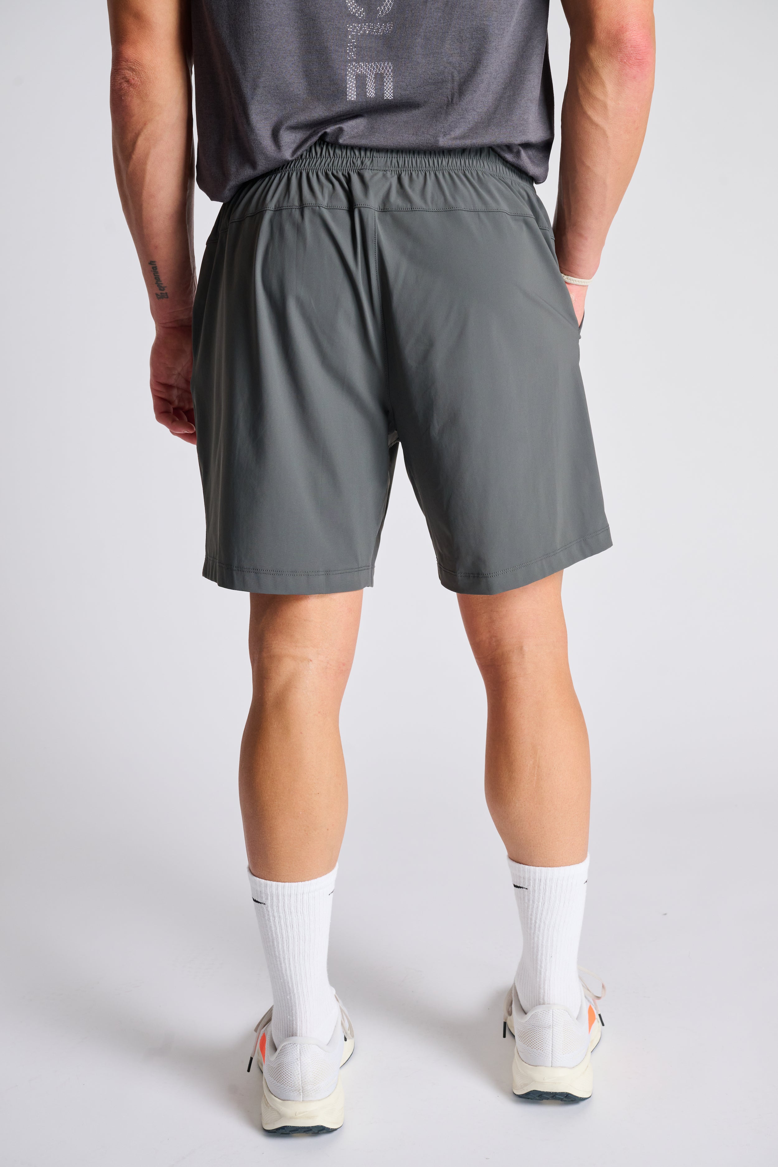 7" Pursuit Short- Unlined | Rhone