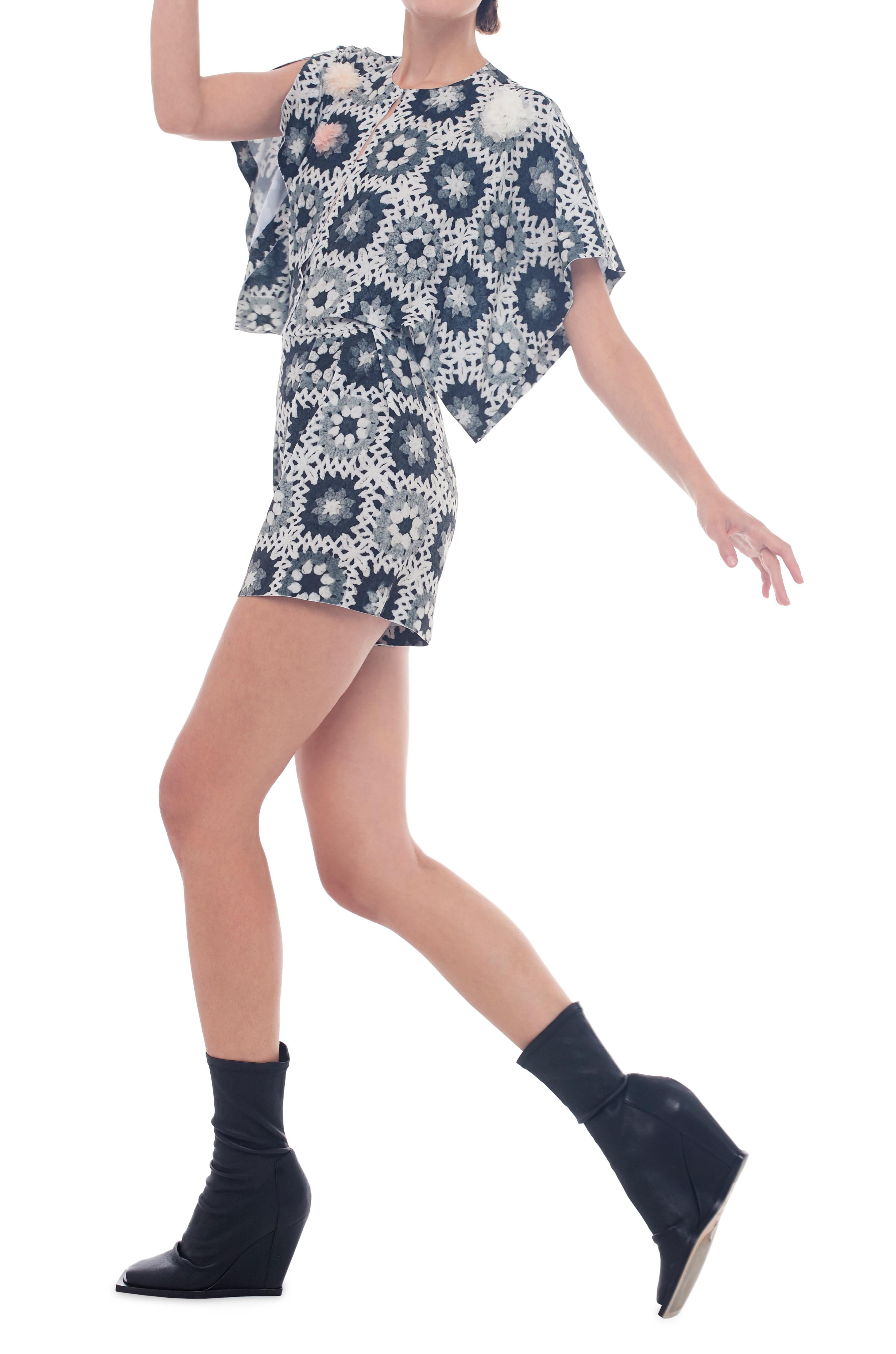 RECTANGLE JUMPSHORT