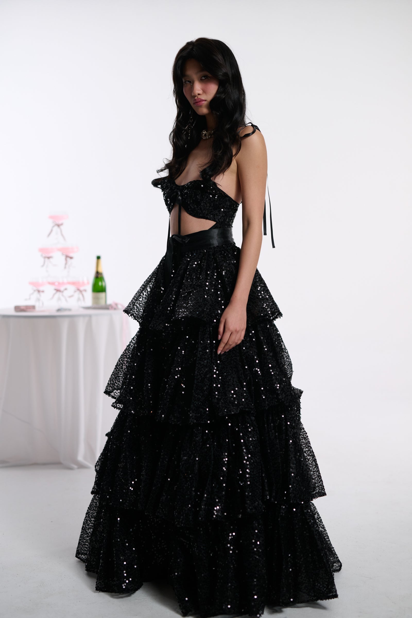 The Onyx Champagne Set