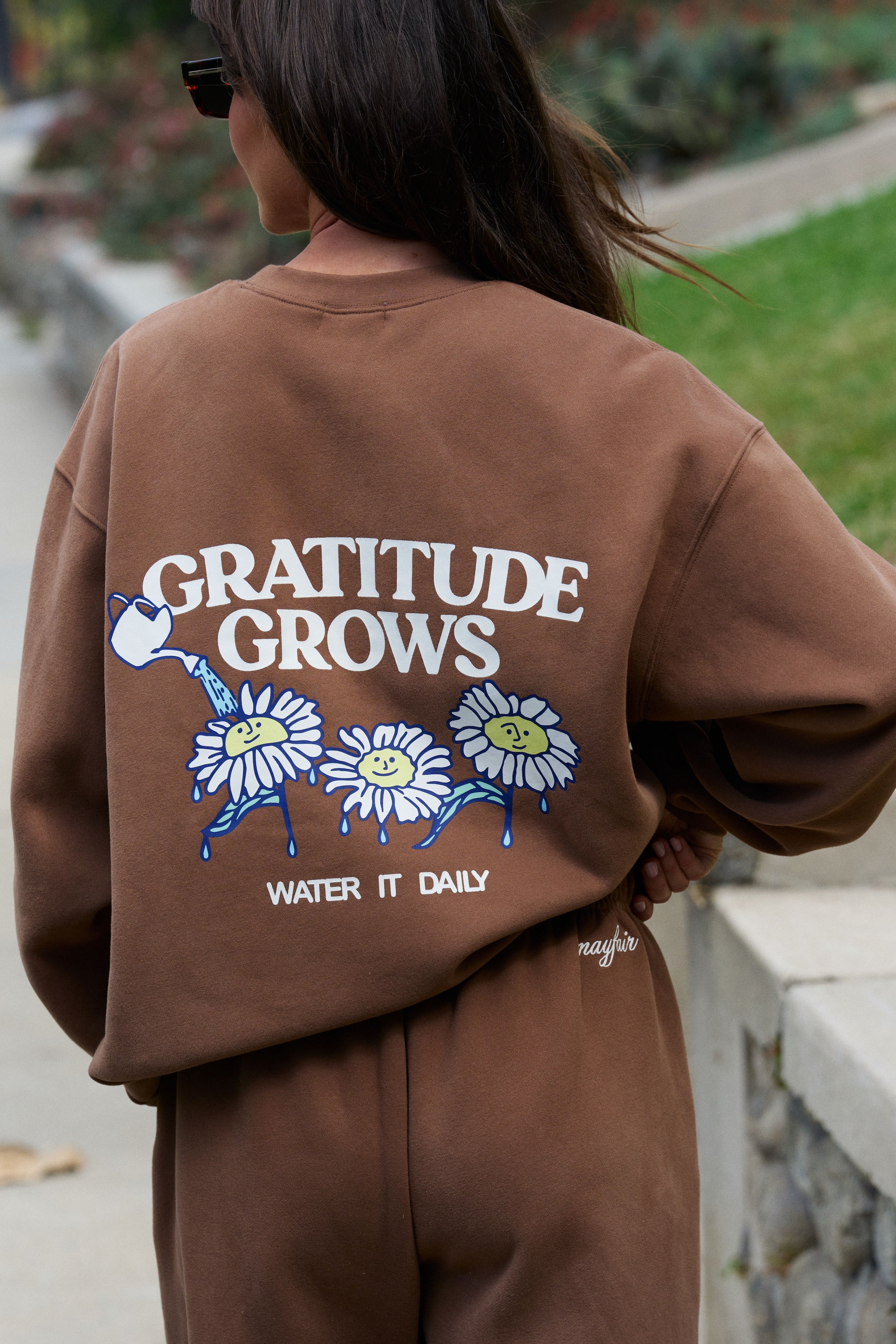 Gratitude Grows Crewneck