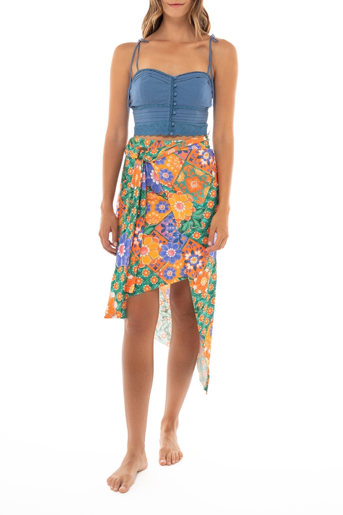 Tile-Ariel-Crop-Top-14296-front-with-model