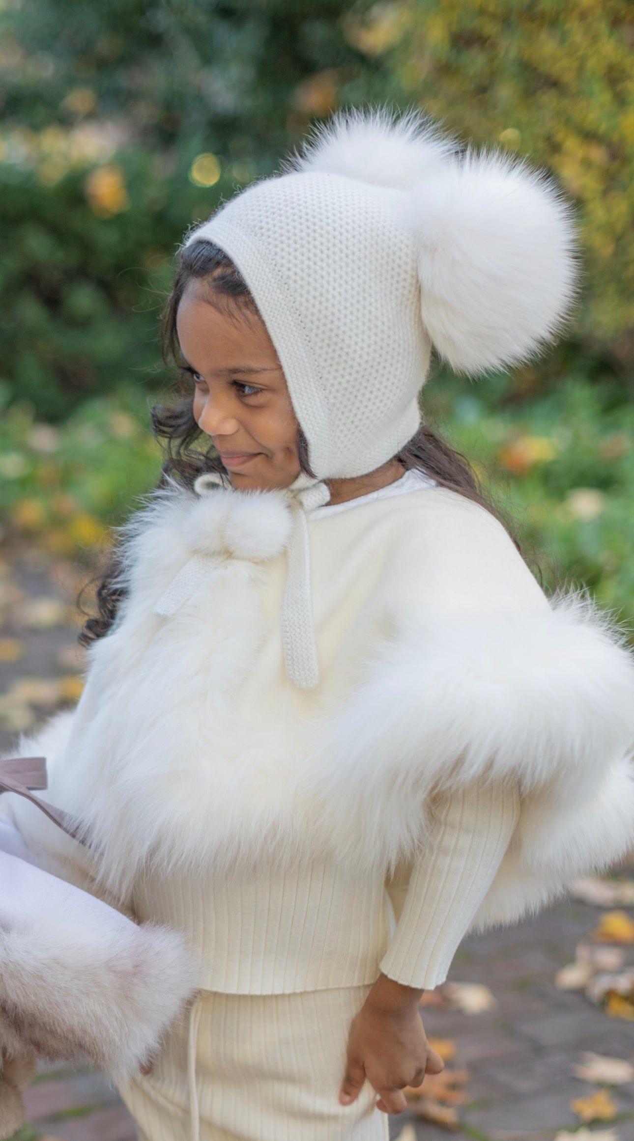 Honeycomb Cream Ivory Cashmere Bonnet - Petite Maison Kids