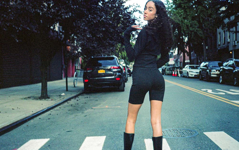 PLUM SHORTS BLACK + RECYCLED