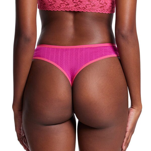 MOVECALM NATURAL RISE THONG