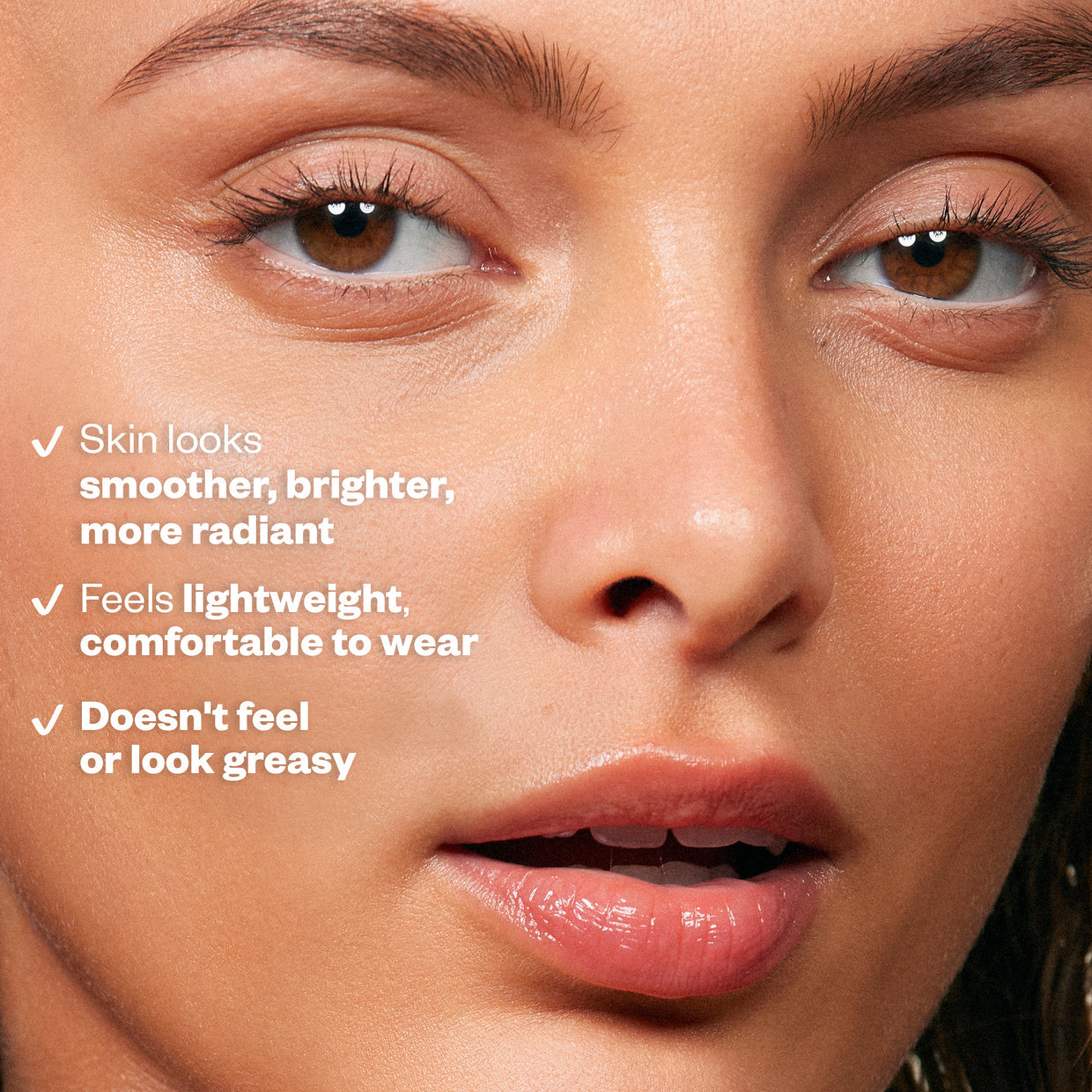 Mini DreamBeam SPF 40 PA++++ Comfy Smooth Mineral Sunscreen in Sunlit (15 ml)