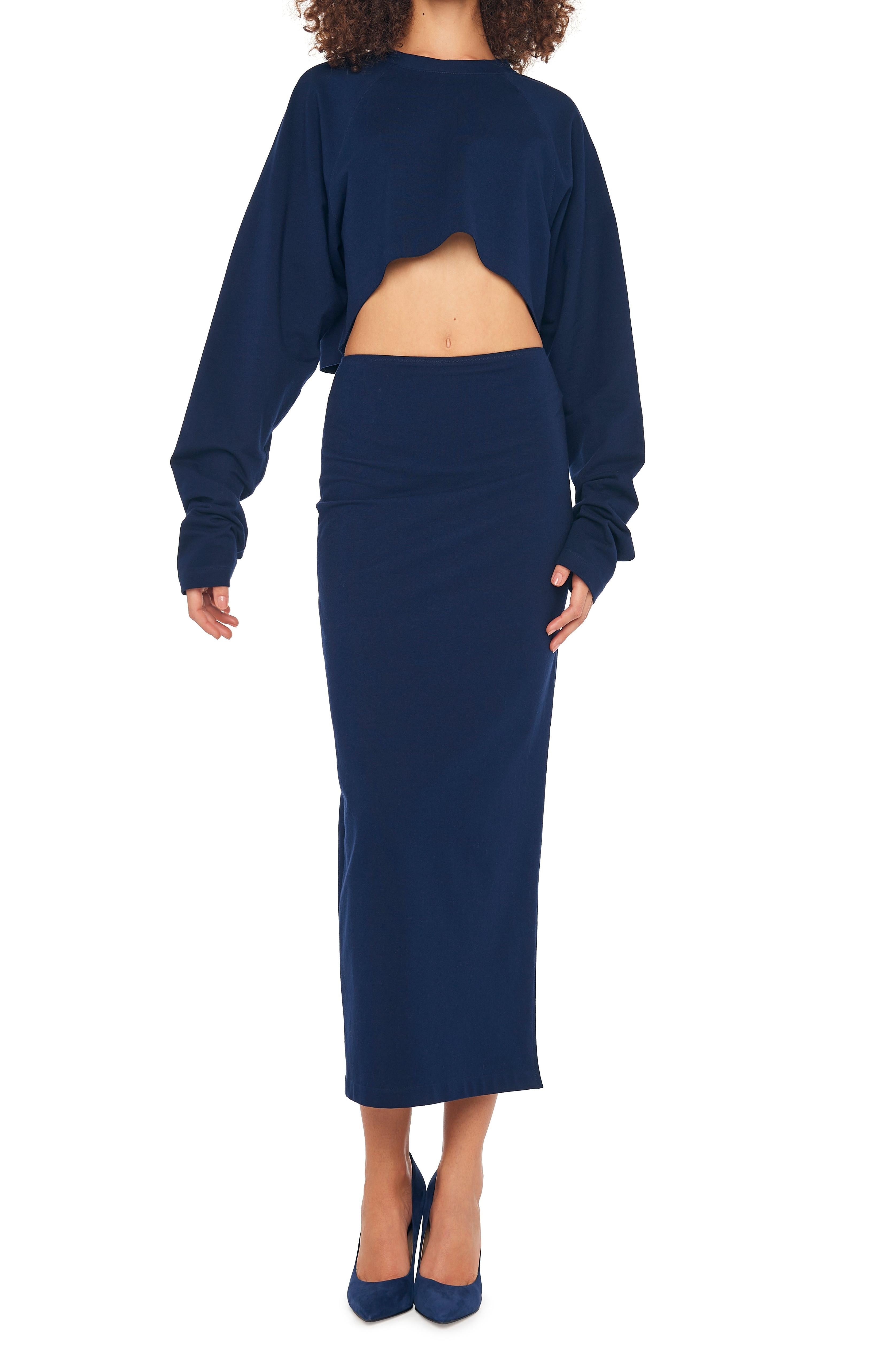 SIDE SLIT MIDCALF SKIRT