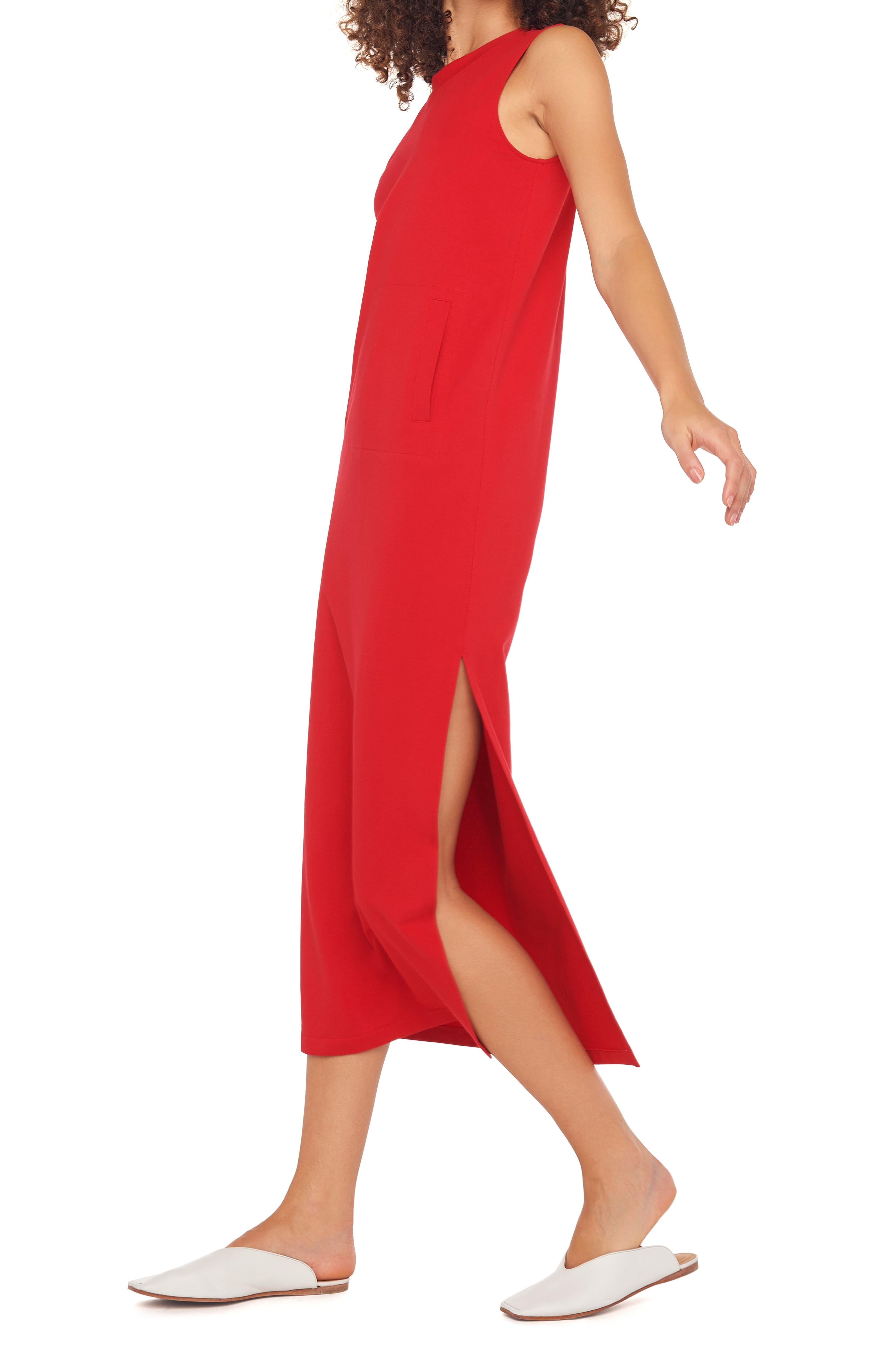SLEEVELESS SIDE SLIT GOWN