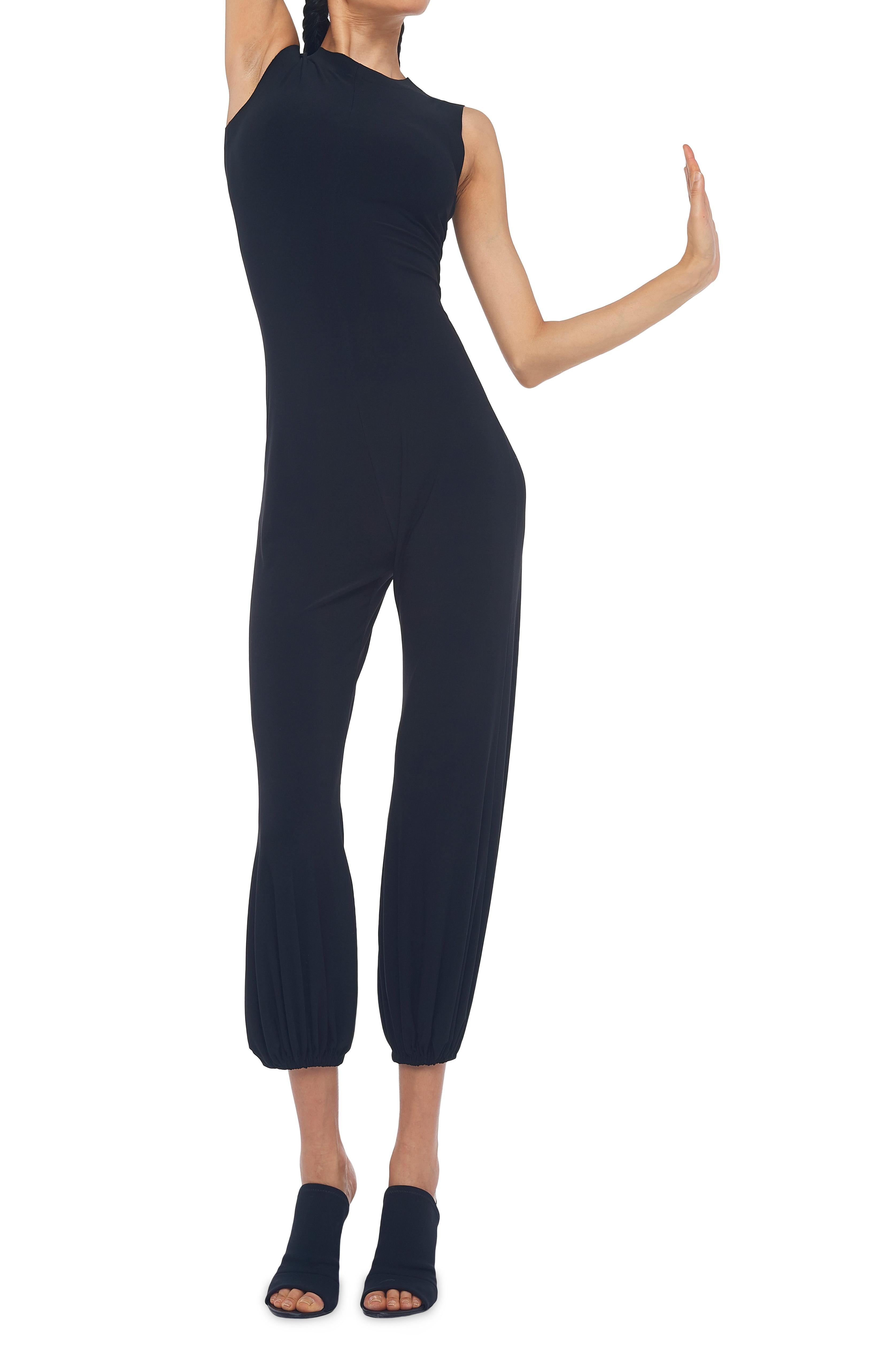 SLEEVELESS JOG JUMPSUIT