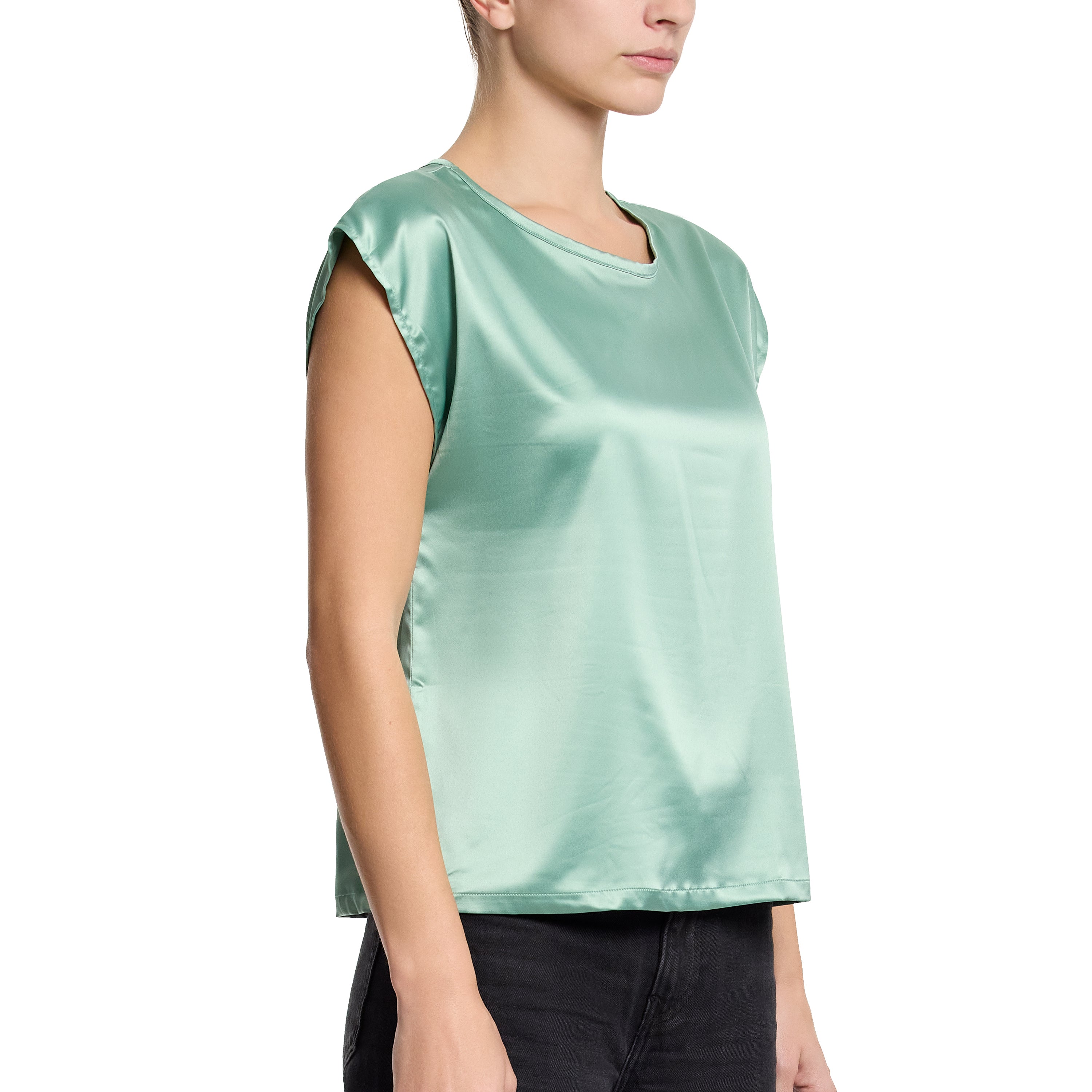 SATIN SLEEP CAP SLEEVE TEE