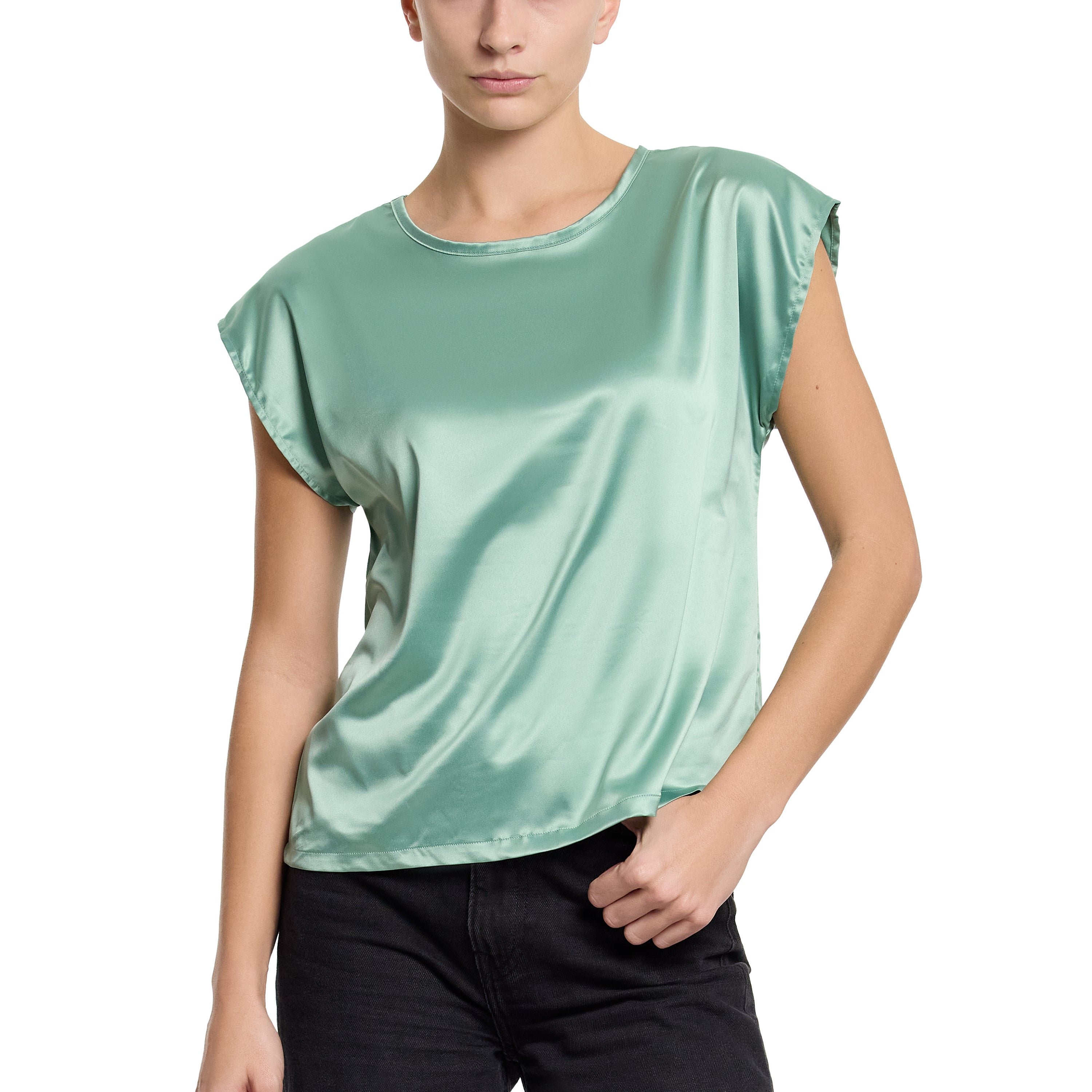 SATIN SLEEP CAP SLEEVE TEE