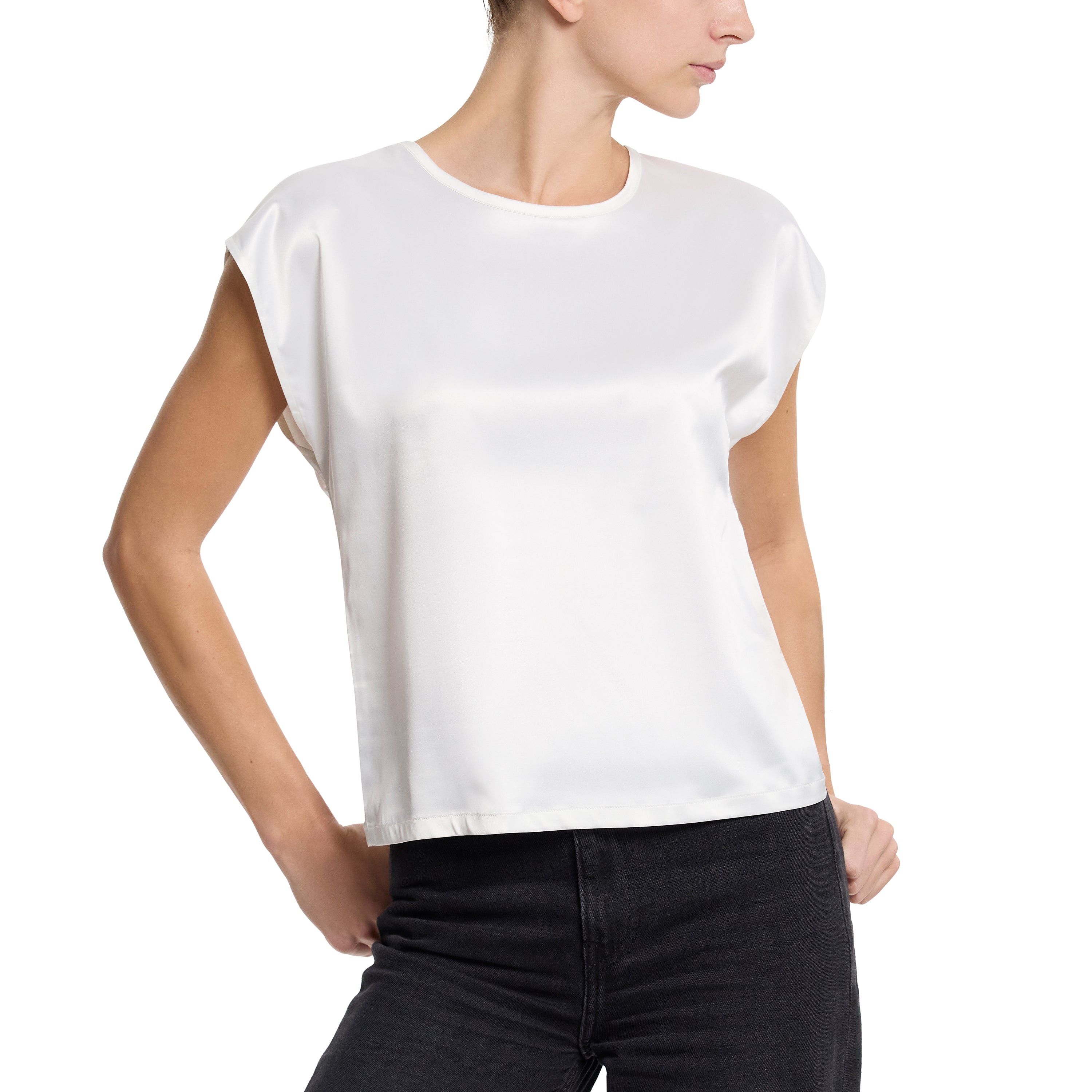SATIN SLEEP CAP SLEEVE TEE
