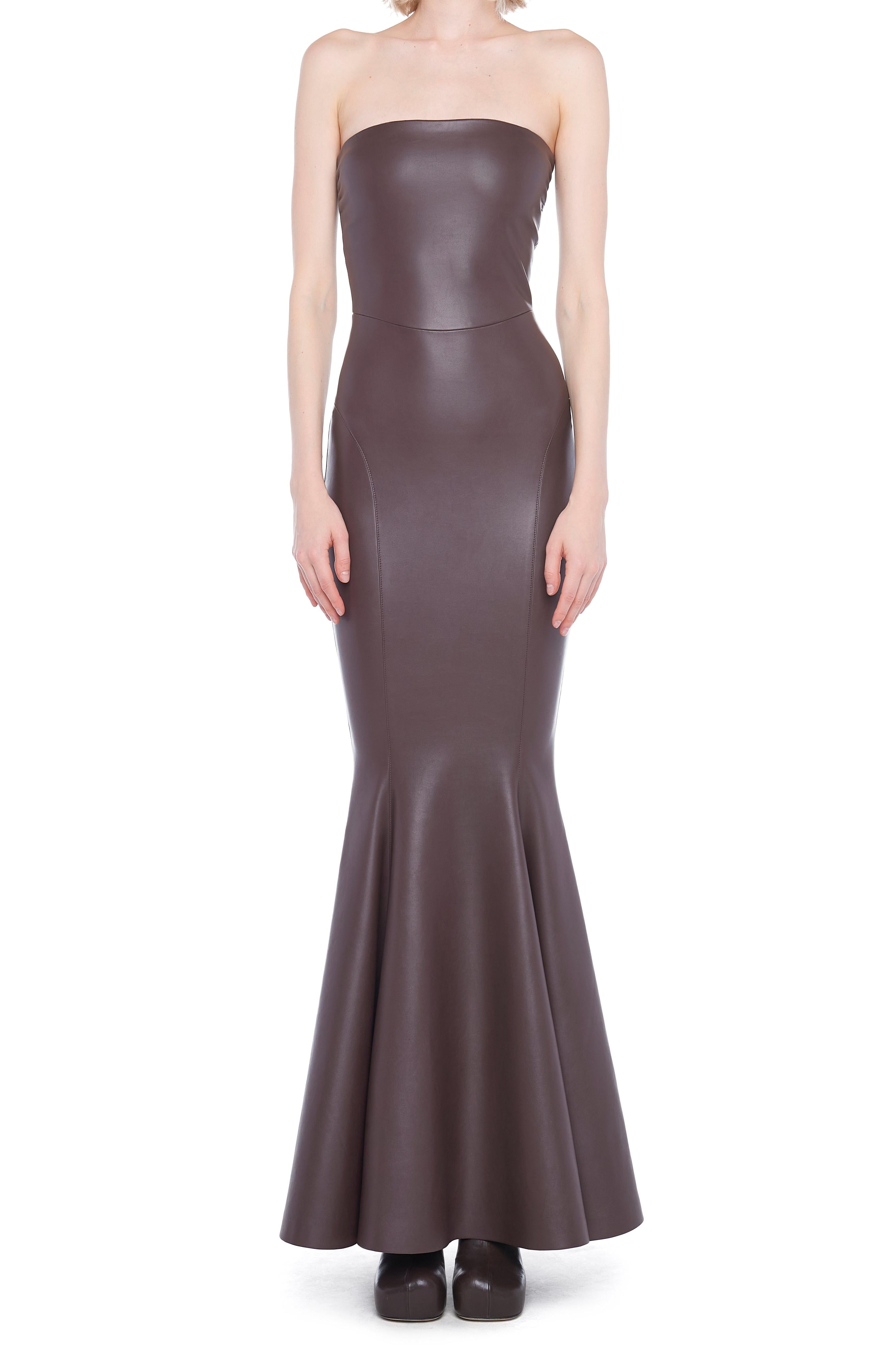 STRAPLESS FISHTAIL GOWN