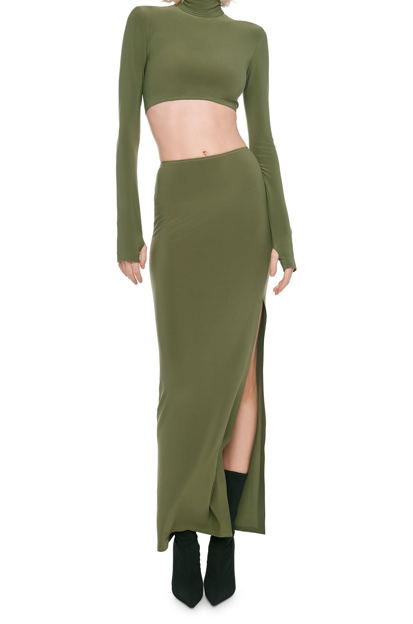 SIDE SLIT LONG SKIRT