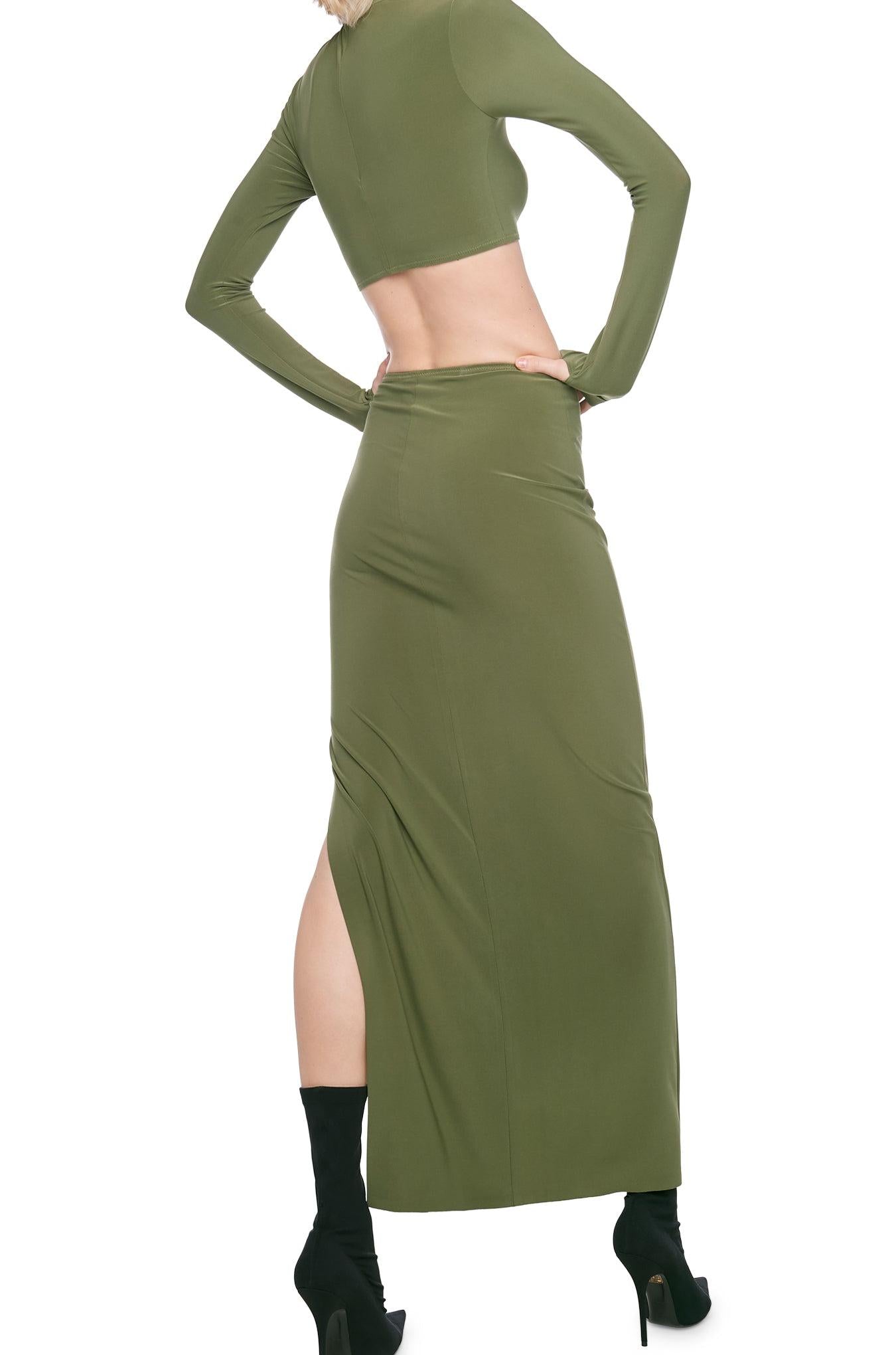 SIDE SLIT LONG SKIRT