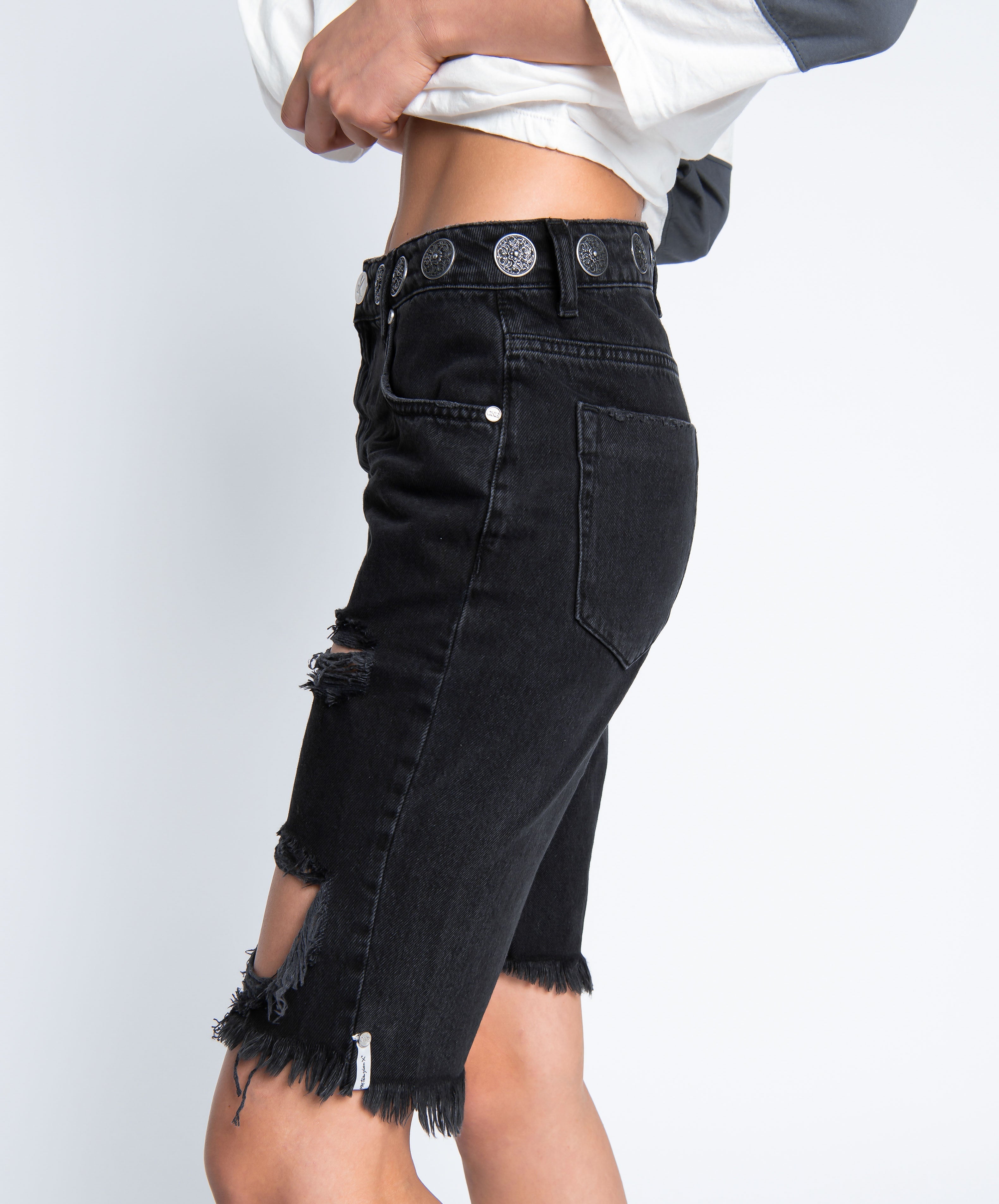 Truckers Mid Waist Long-Length Relaxed Denim Shorts - Black