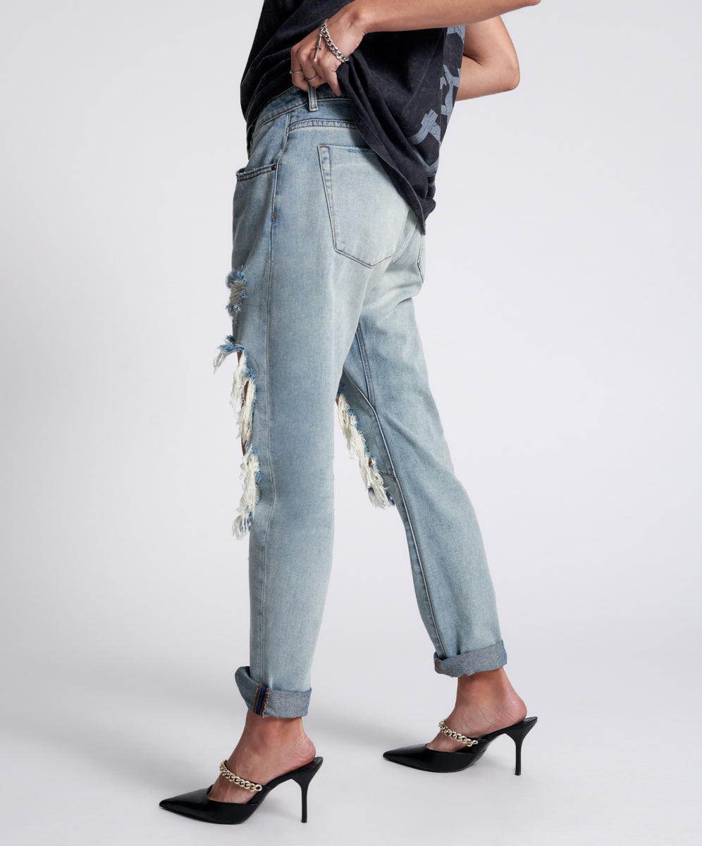 Saints Low Waist Boyfriend Denim Jeans - Montana