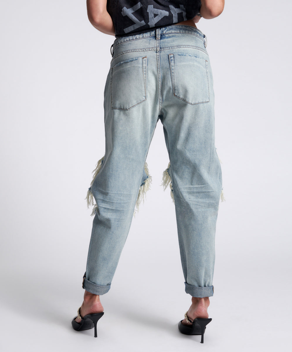 Saints Low Waist Boyfriend Denim Jeans - Montana