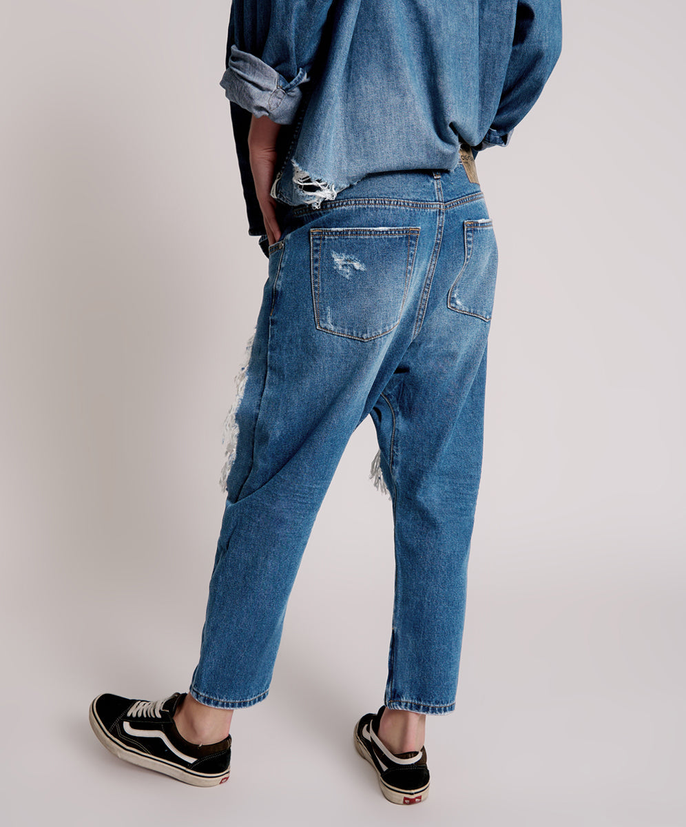 Kingpins Low Waist Cropped Boyfriend Denim Jeans - Bay Blue